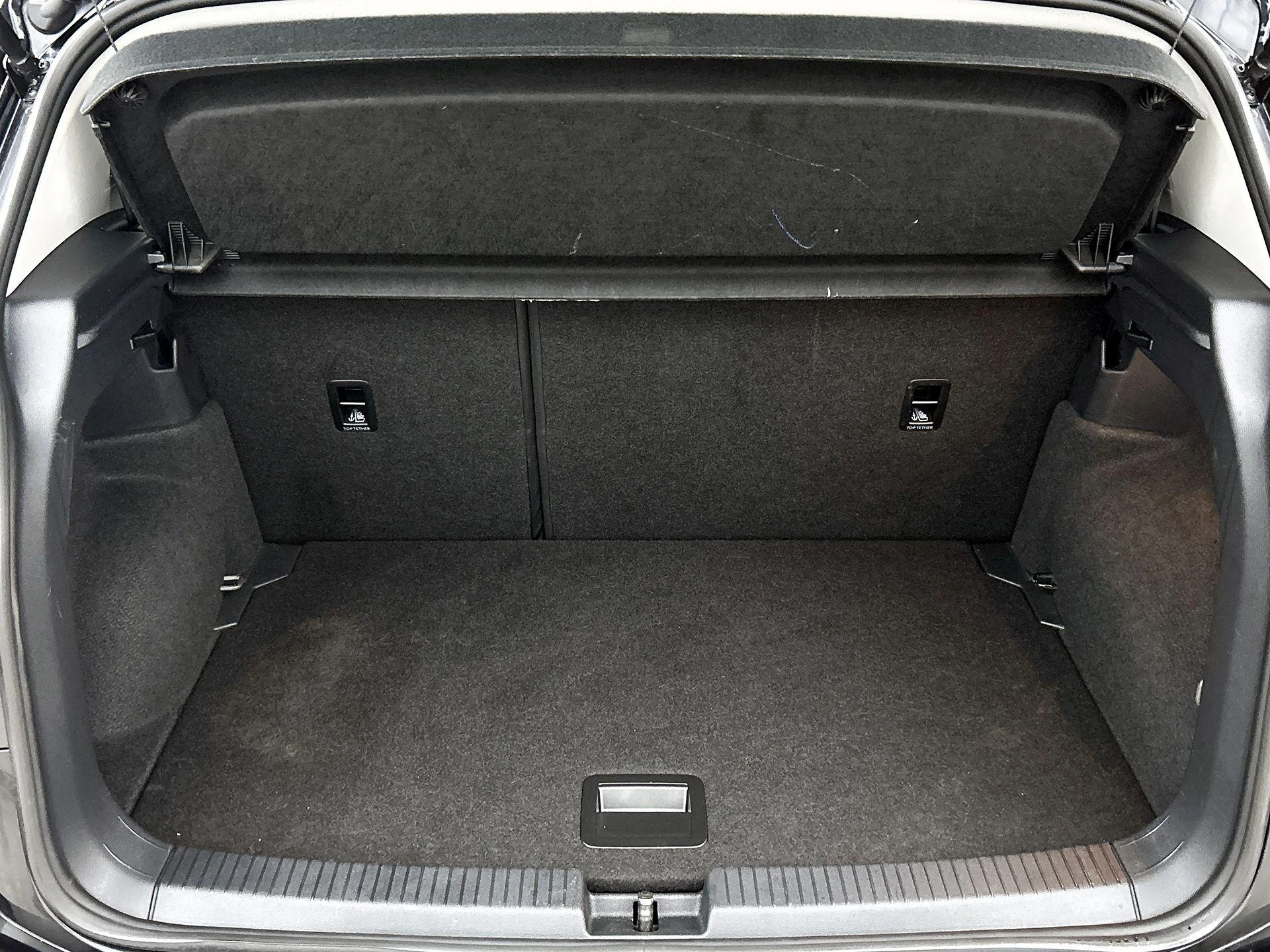Volkswagen-T-Cross-image-17