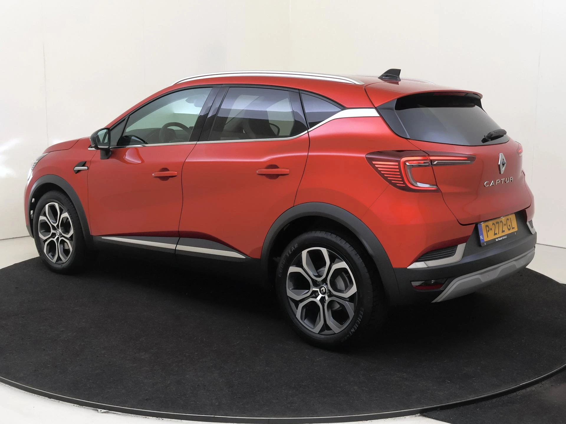 Renault-Captur-image-2