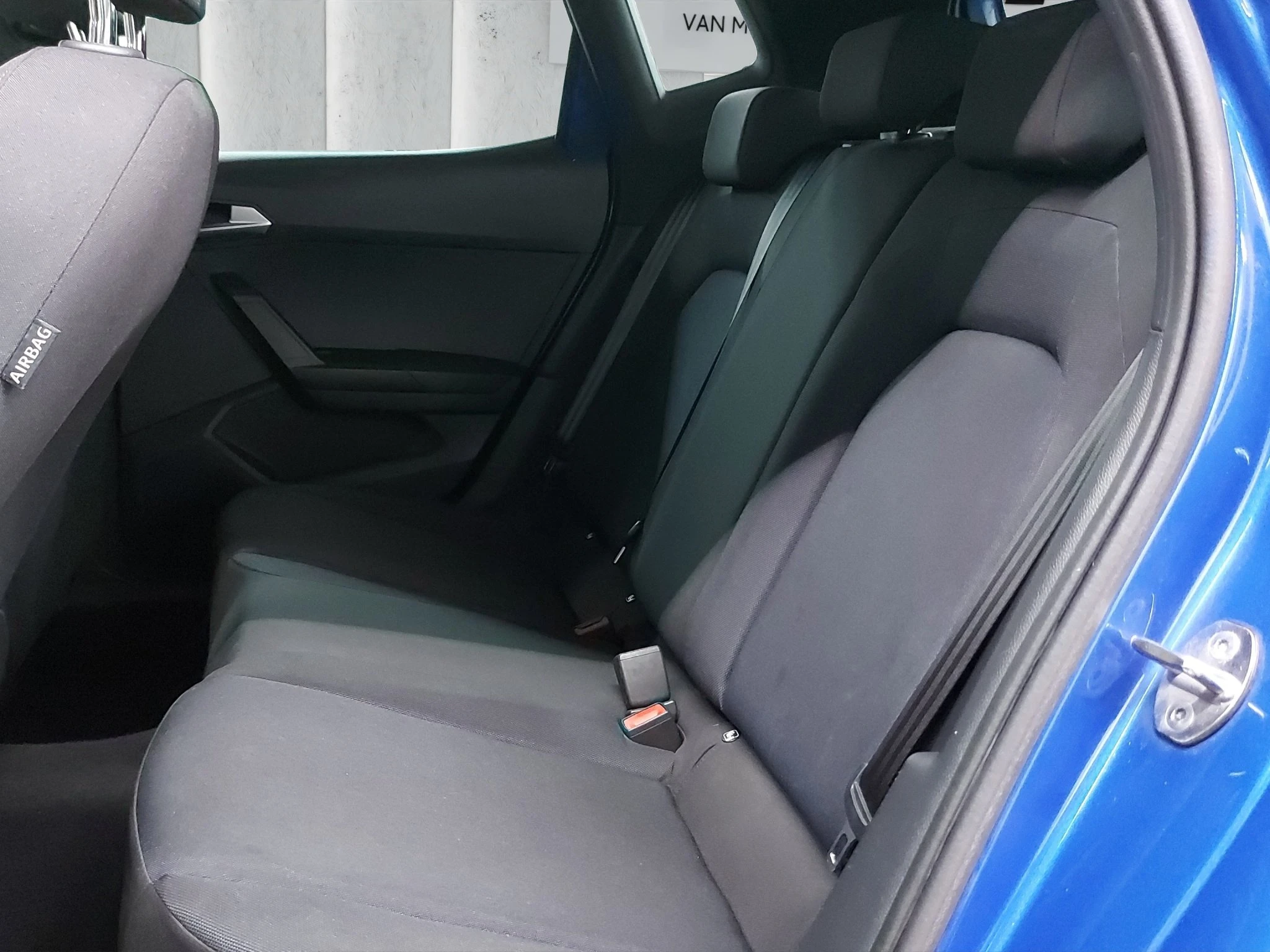 SEAT-Arona-image-10
