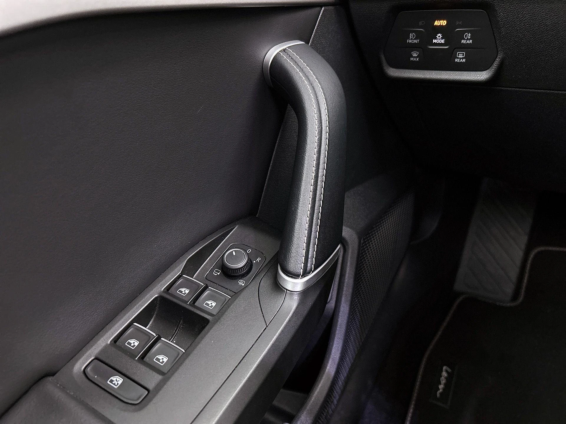 SEAT-Leon-image-36