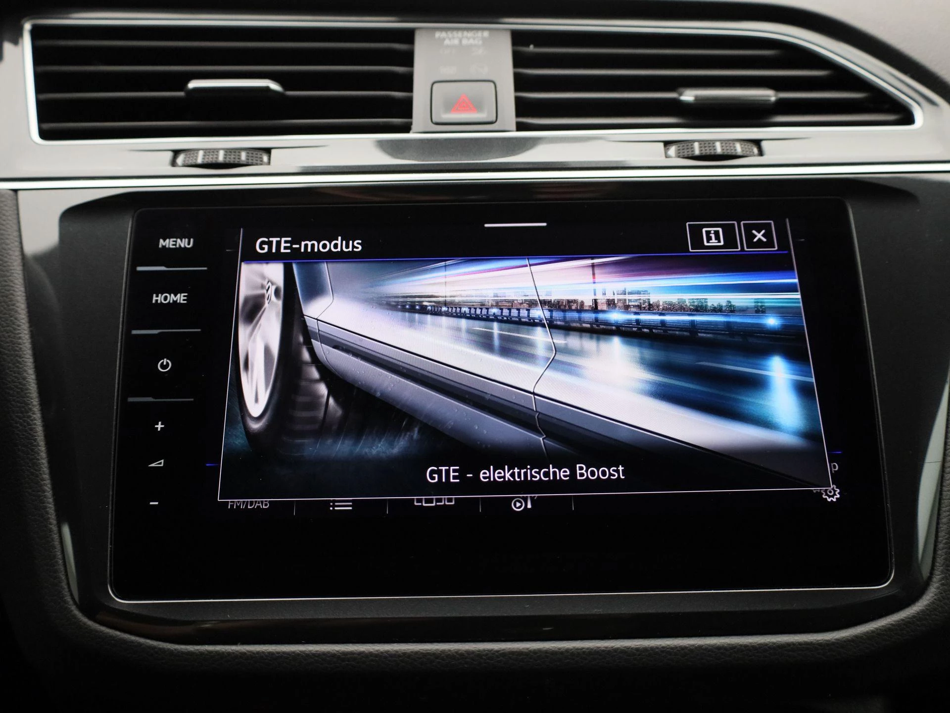 Volkswagen-Tiguan-image-23