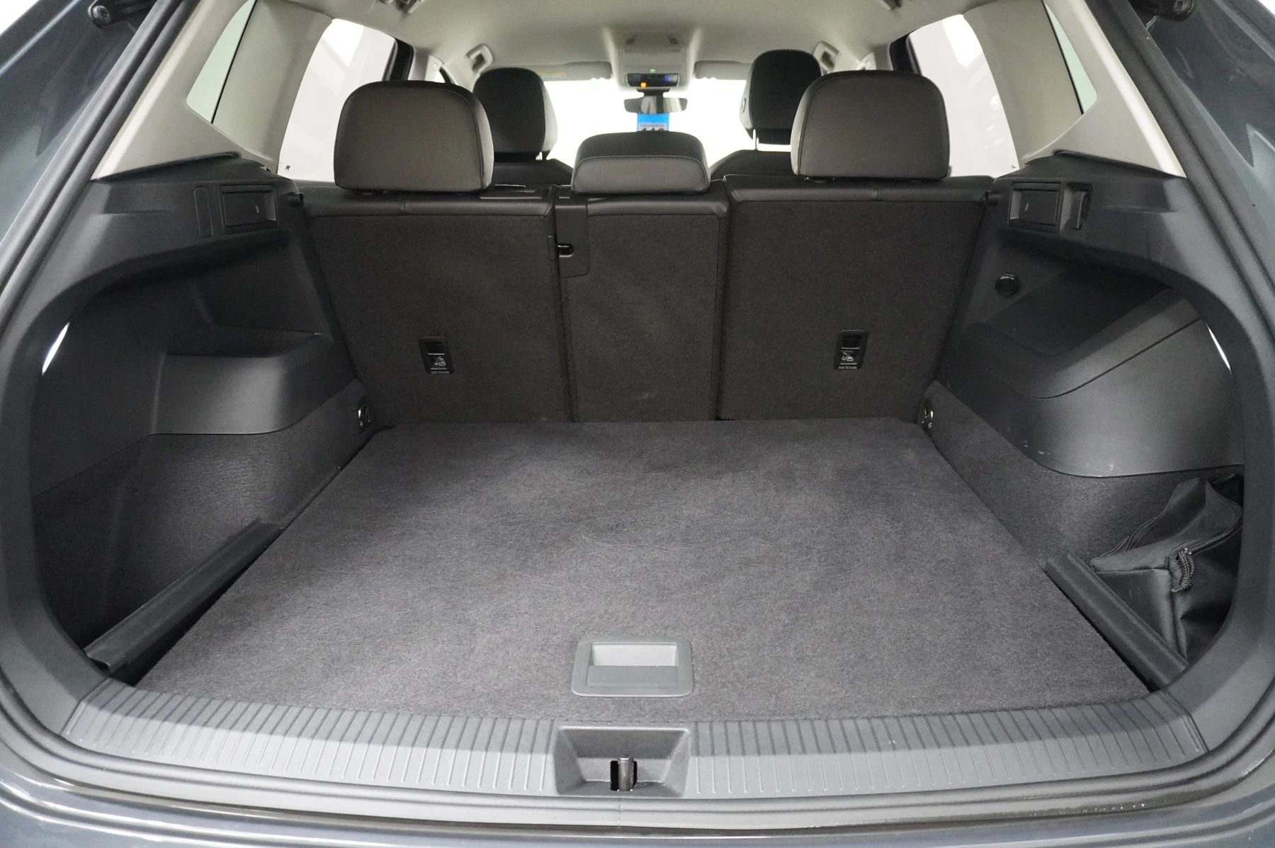 Volkswagen-Tiguan-image-14