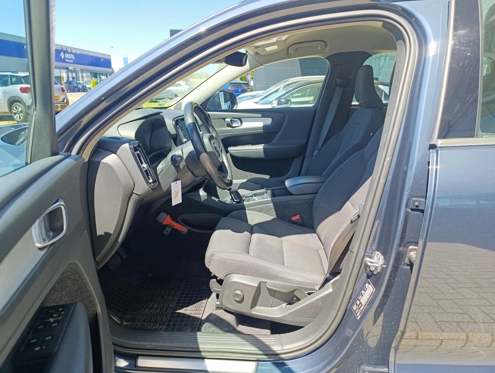 Volvo XC40 1.5 T5 Recharge Business Pro