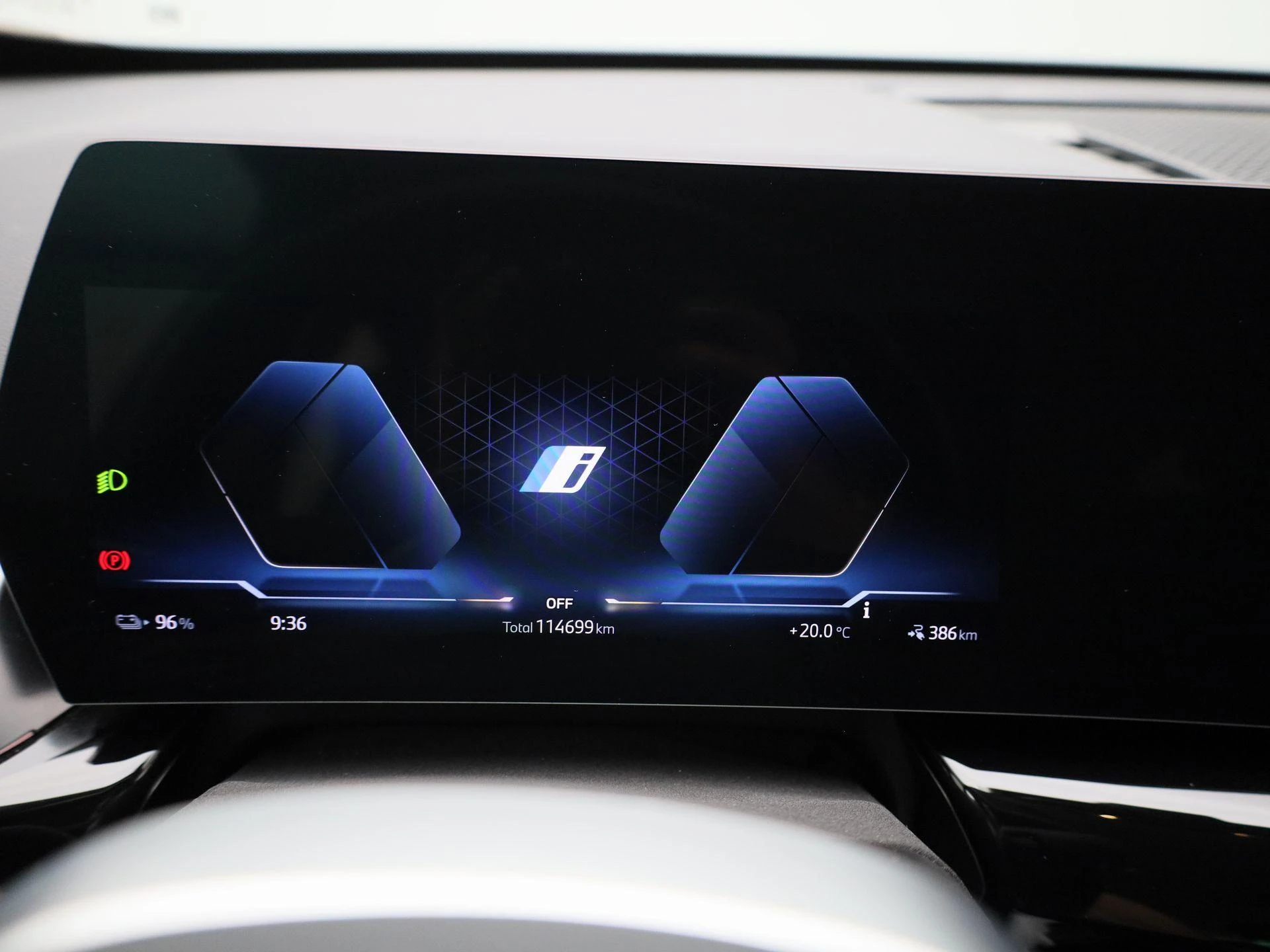 BMW-iX1-image-17