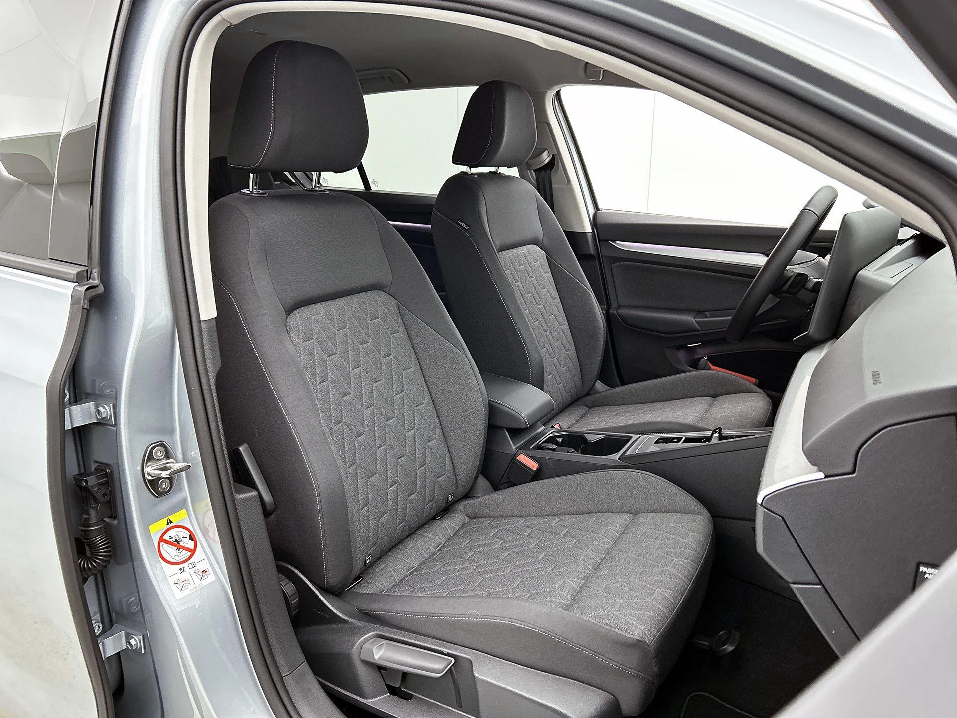 Volkswagen Golf - 39