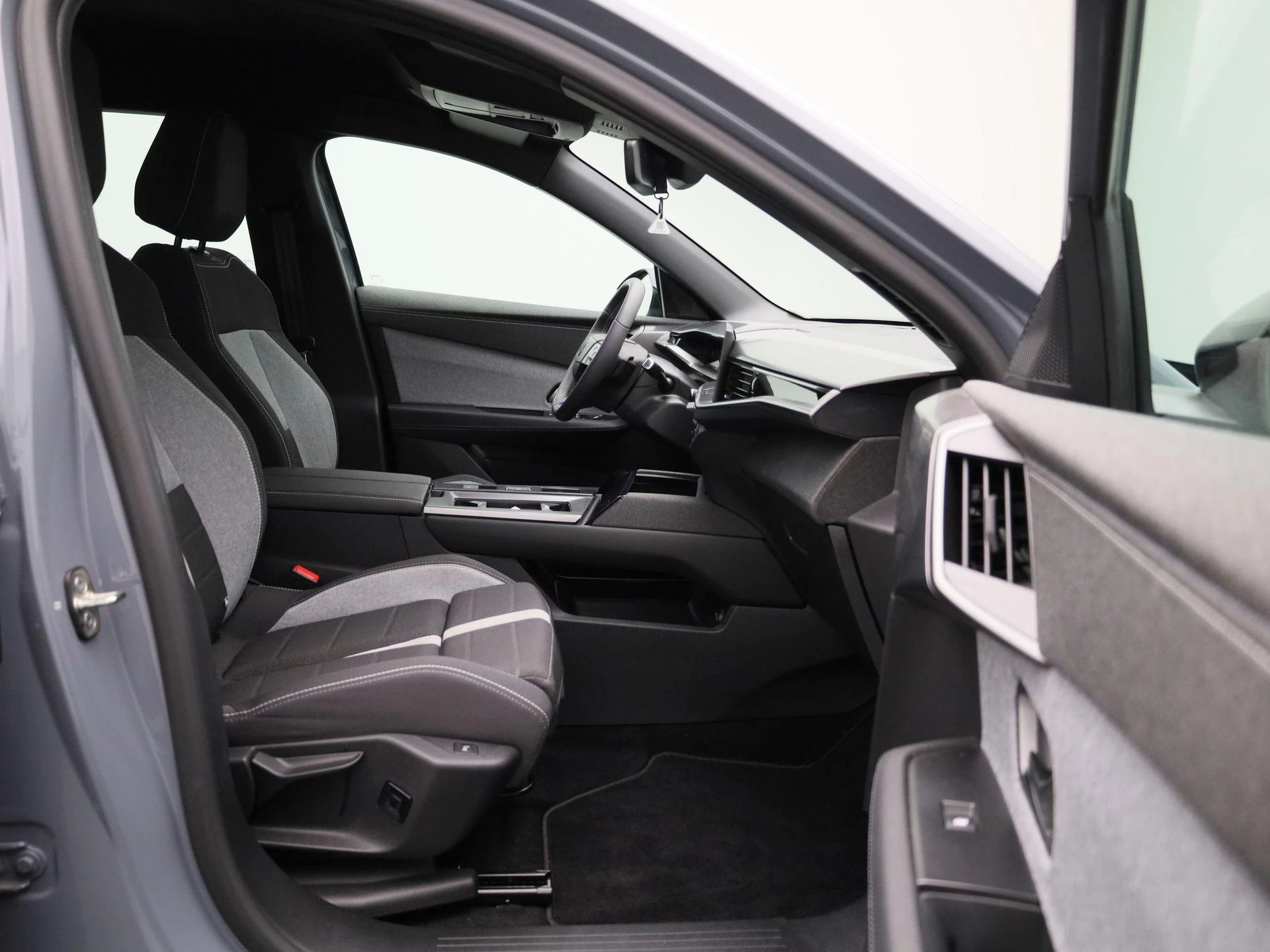 Opel-Grandland-image-33