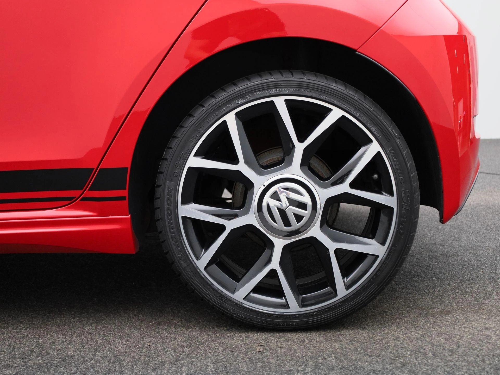 Volkswagen up! 1.0 TSI GTI