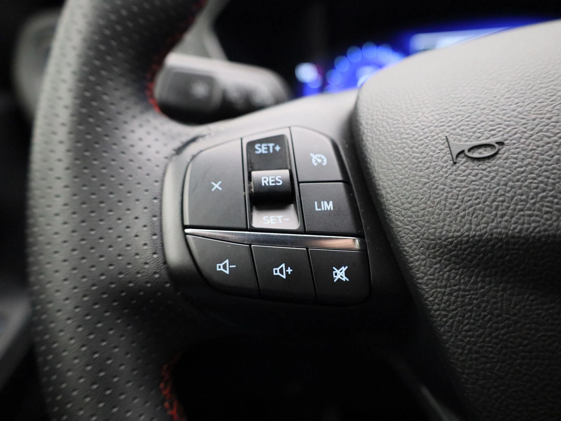 Ford-Kuga-image-20