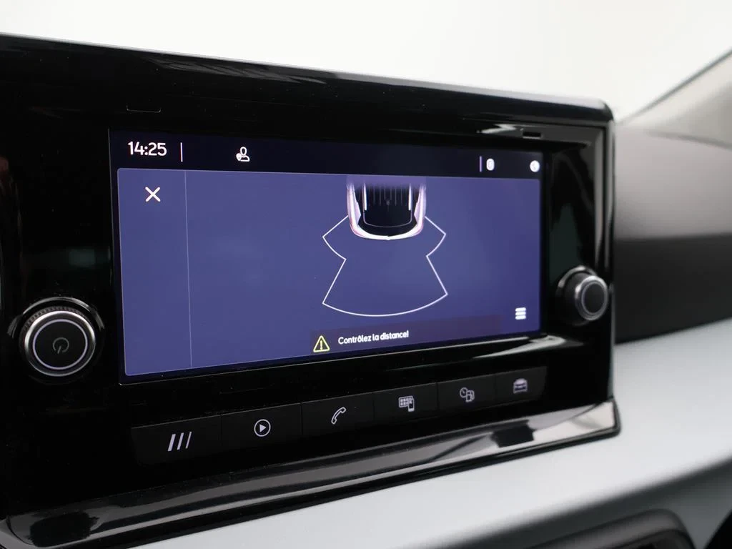 SEAT-Arona-image-16