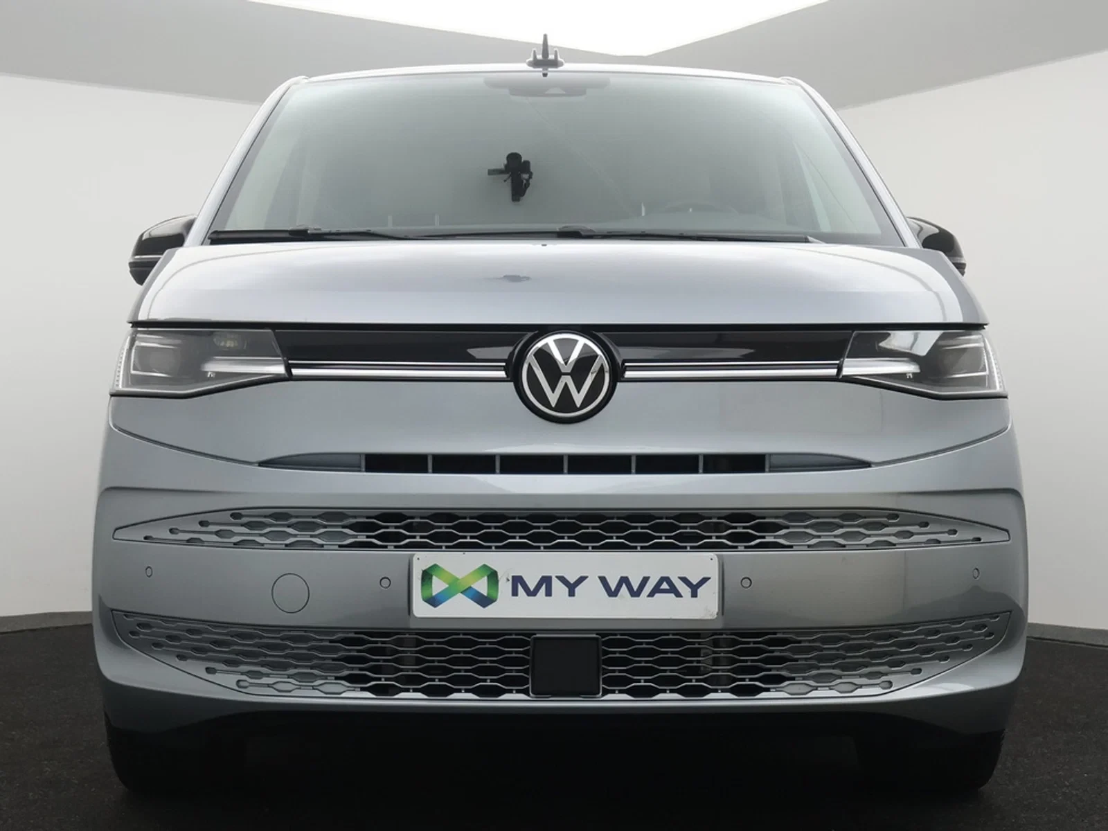 Volkswagen Multivan T7 eHybrid (PHEV) Multivan T7 PHEV Life Korte versie 1.5eHybrid 4X4 245PK *AUTOMAAT*7 ZITPLAATSEN*VIRTUAL COCKPIT*TREK