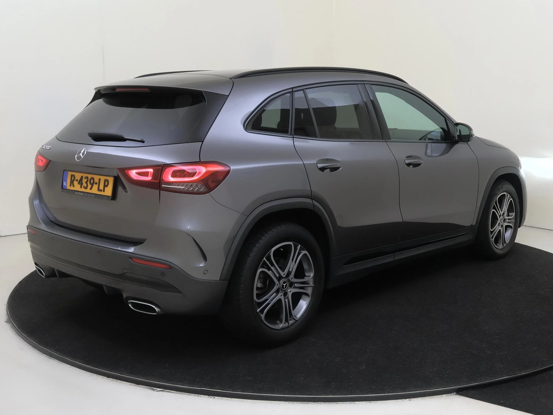 Mercedes-Benz GLA 200 AMG Line