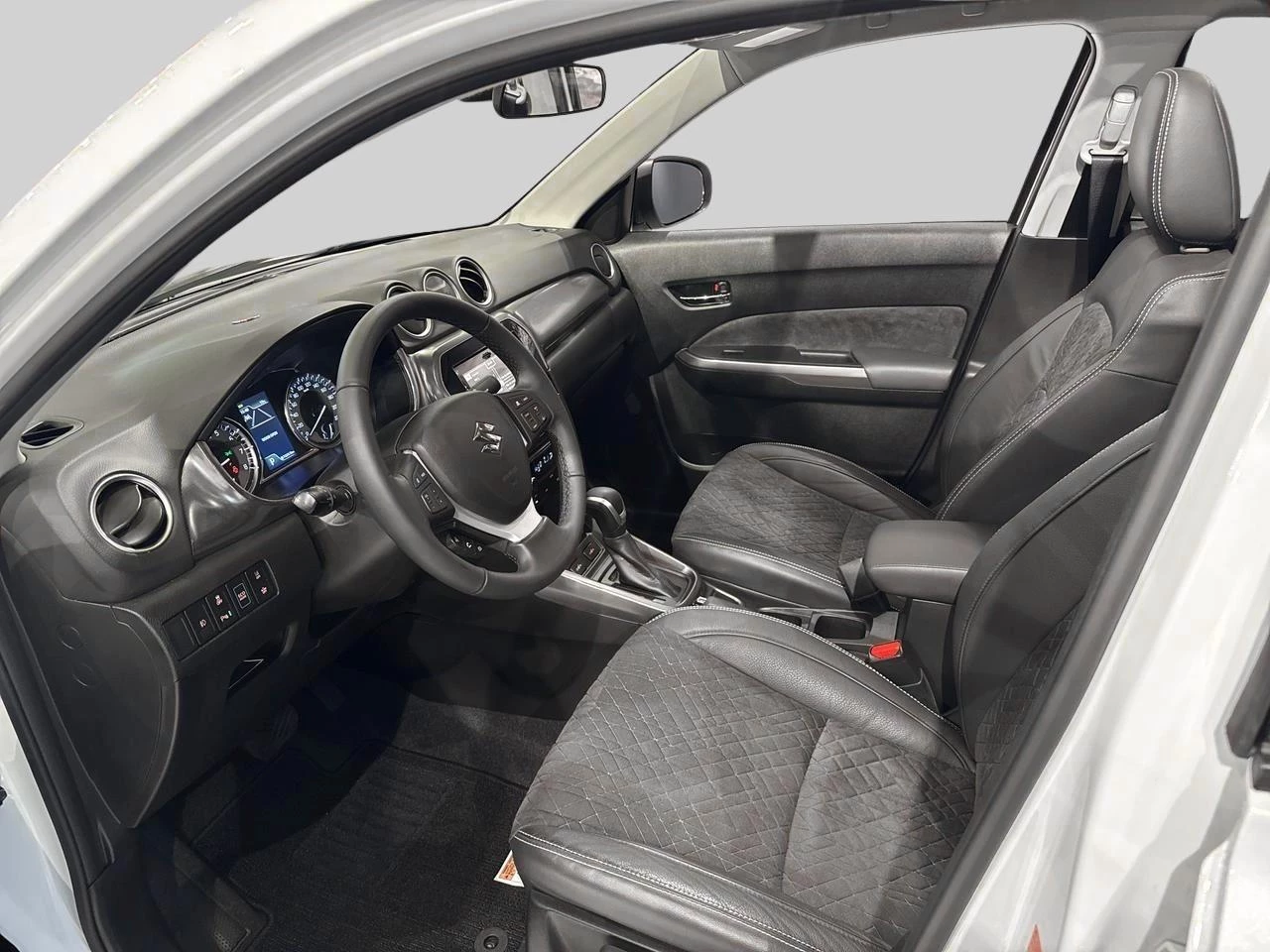 Suzuki-Grand Vitara-image-9