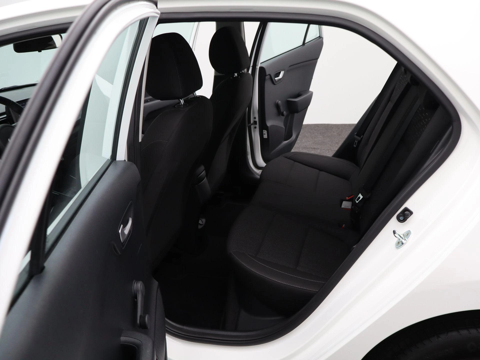 Kia-Rio-image-13