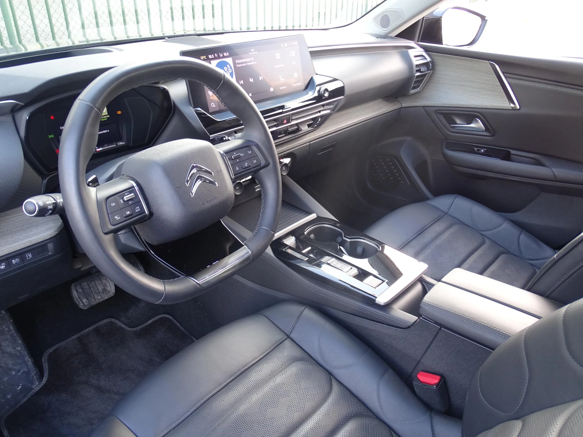 Citroën C5 X 1.6T Hybrid plus