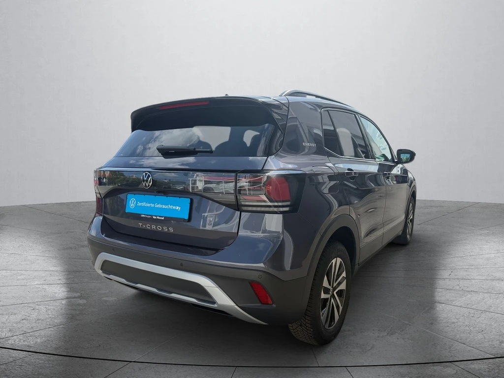 Volkswagen-T-Cross-image-4