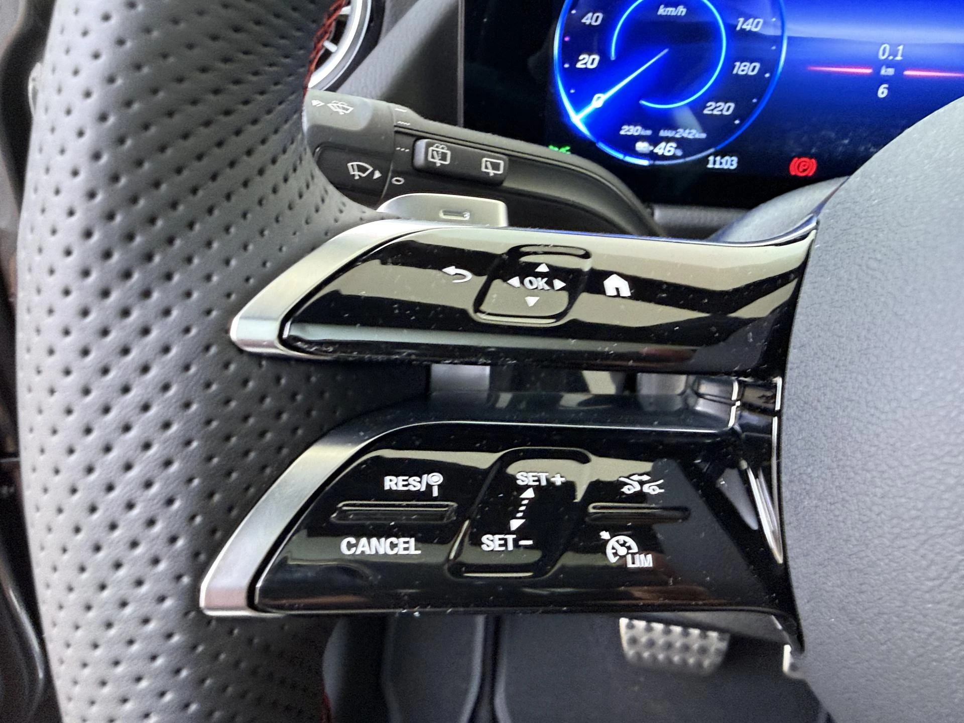 Mercedes-Benz-EQA-image-11