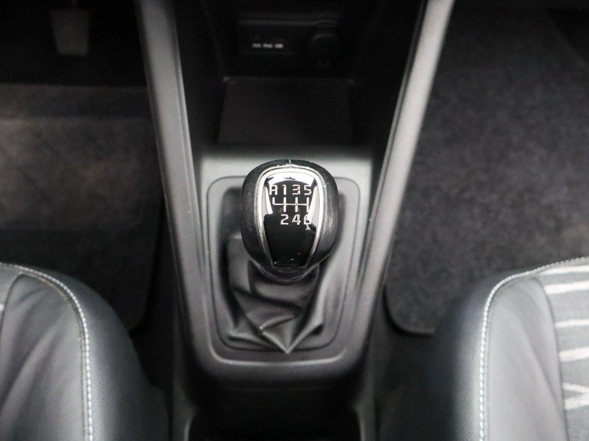 Kia-Venga-image-16