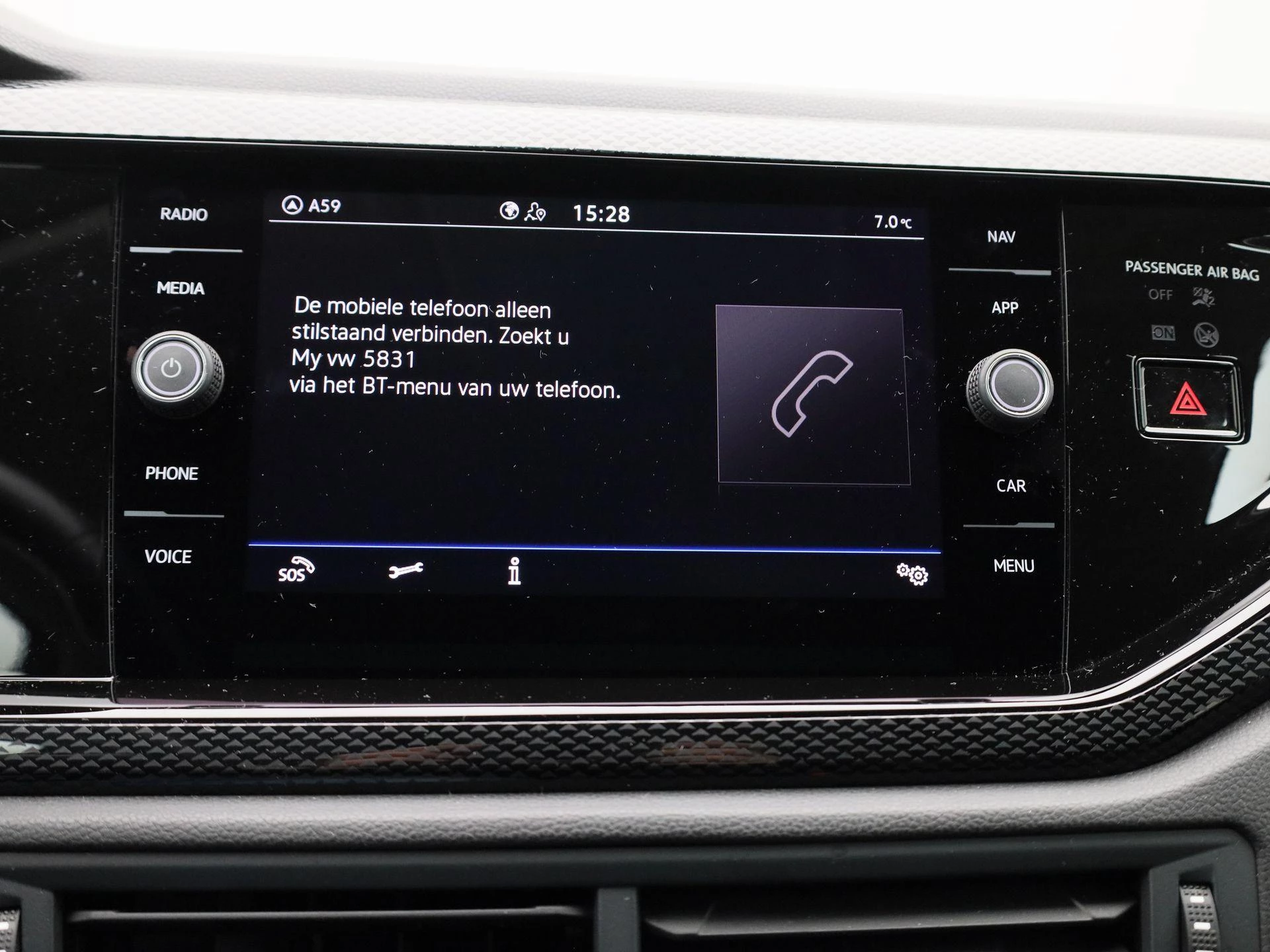 Volkswagen-Polo-image-18
