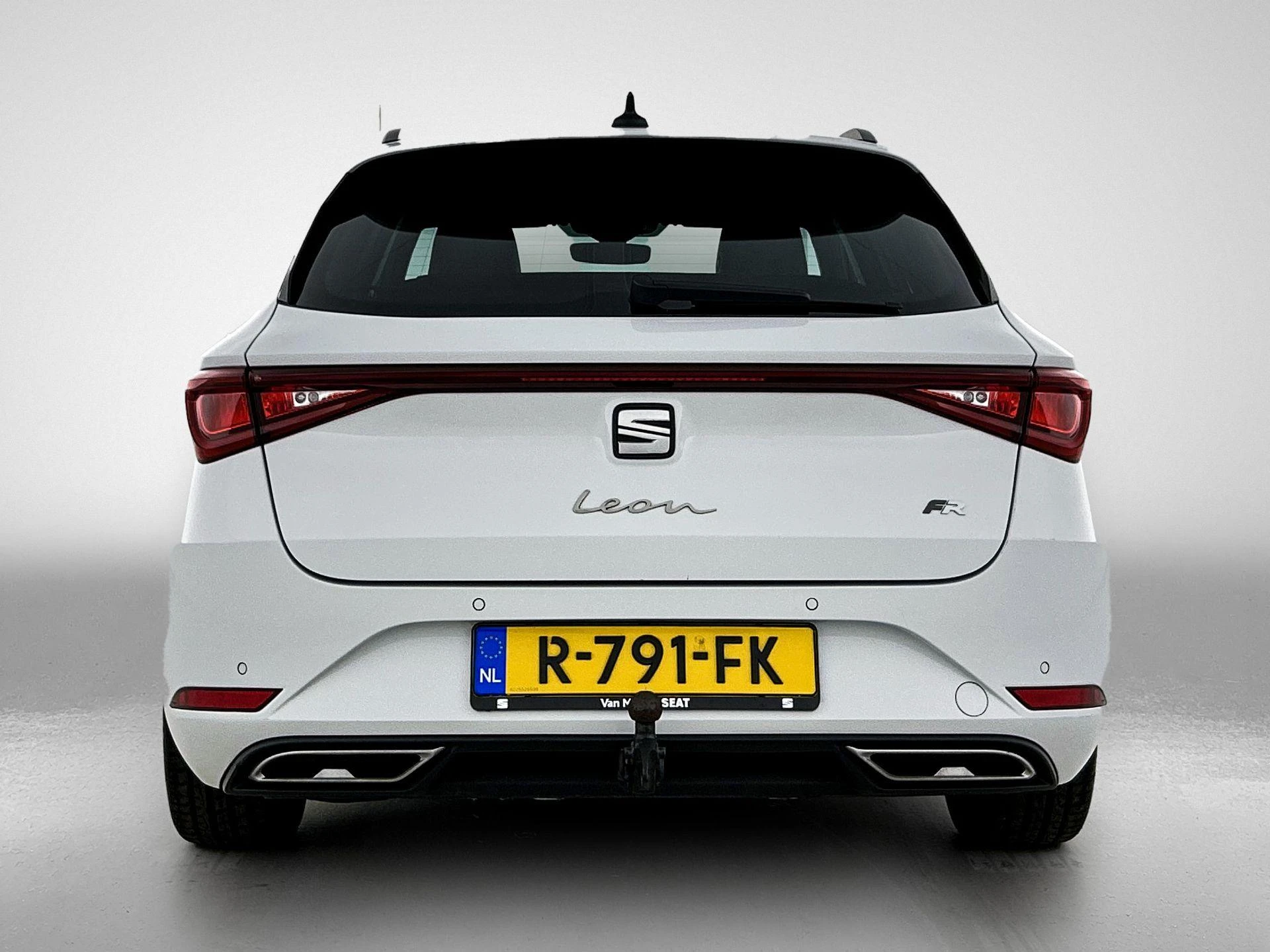 SEAT-Leon-image-2