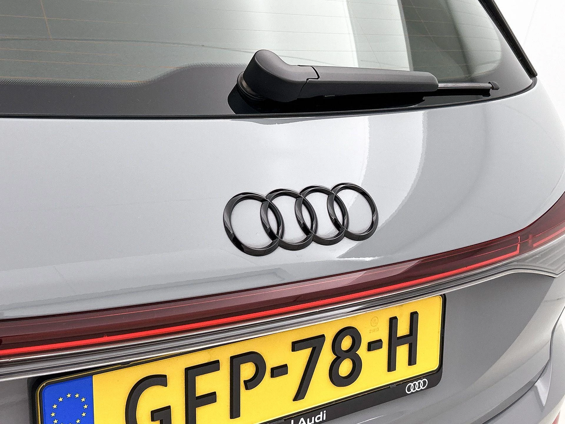 Audi-Q4 e-tron-image-12