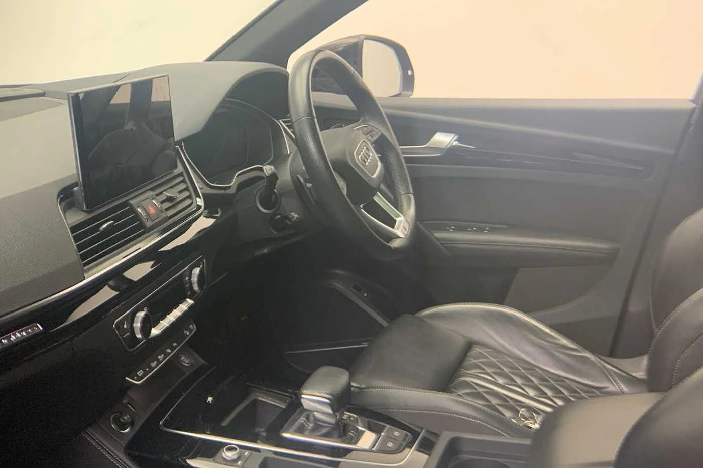 Audi-Q5-image-30