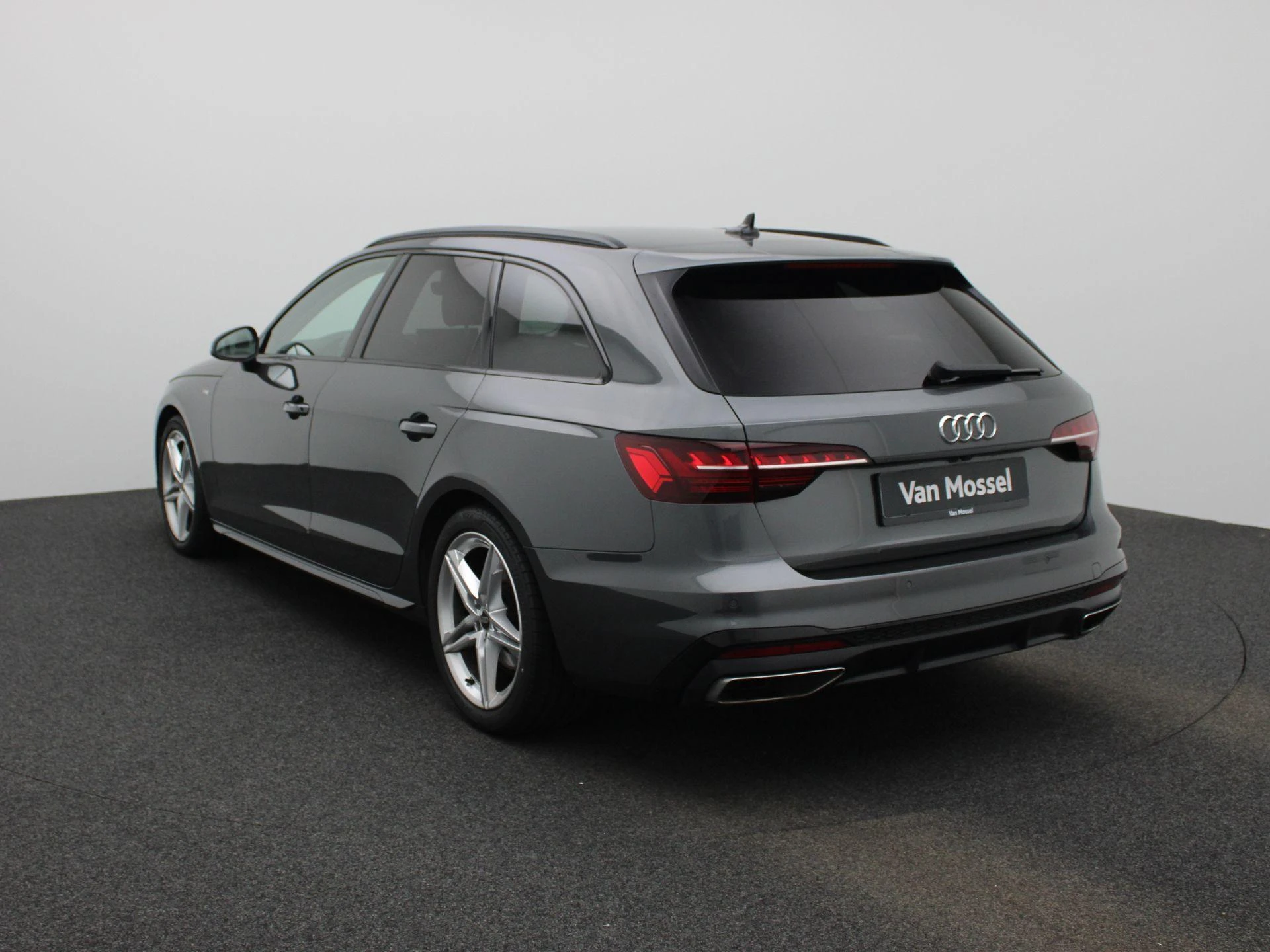 Audi-A4-image-1
