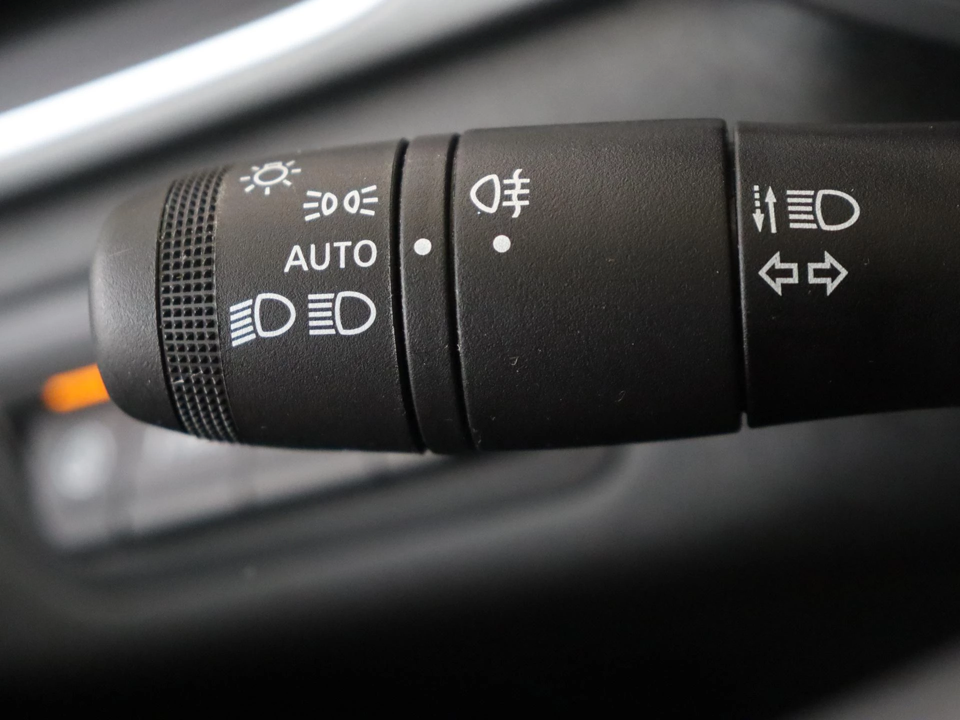 Renault Captur 1.8 E-Tech full hybrid 160 techno