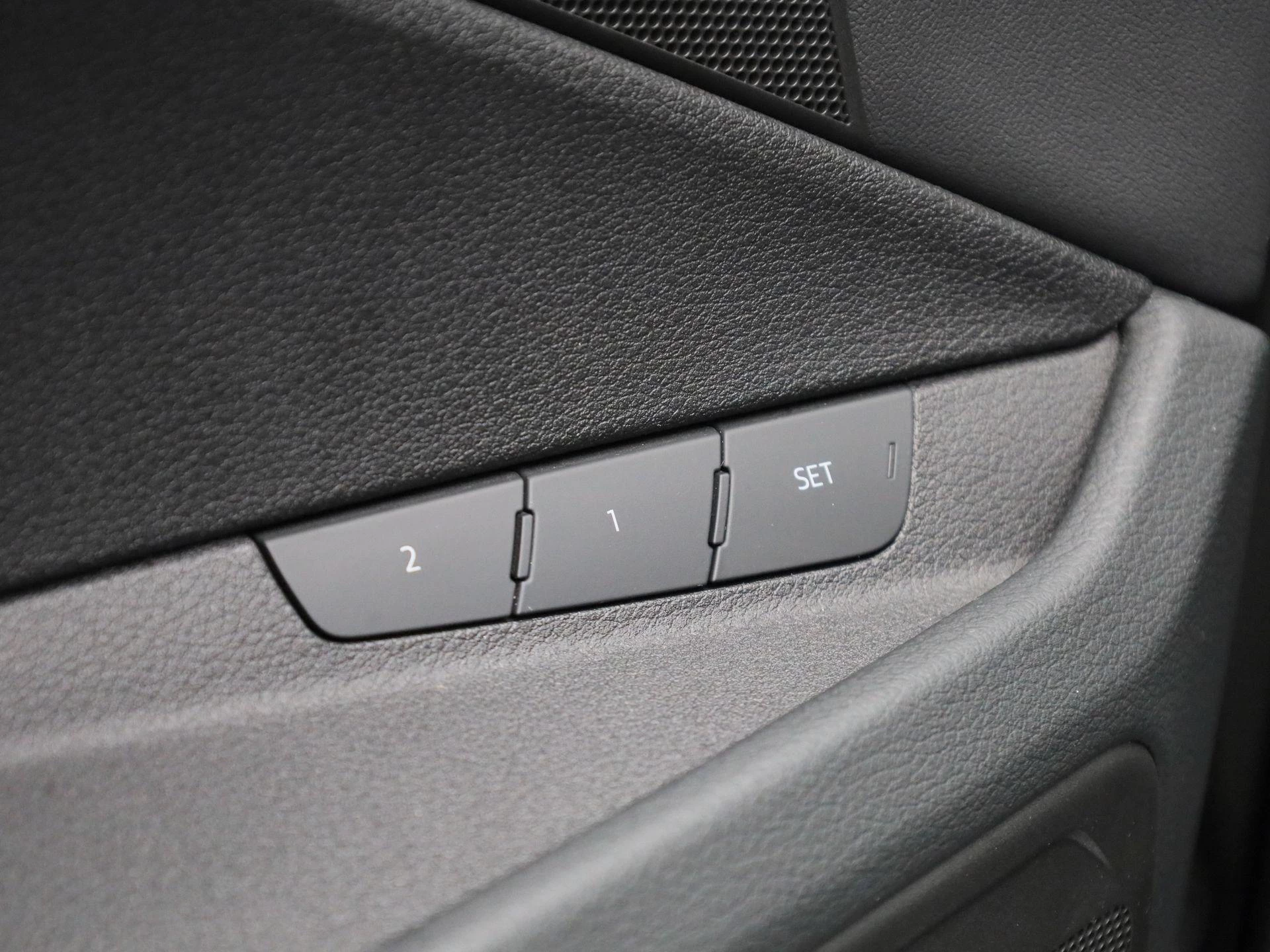 Audi-e-tron-image-36
