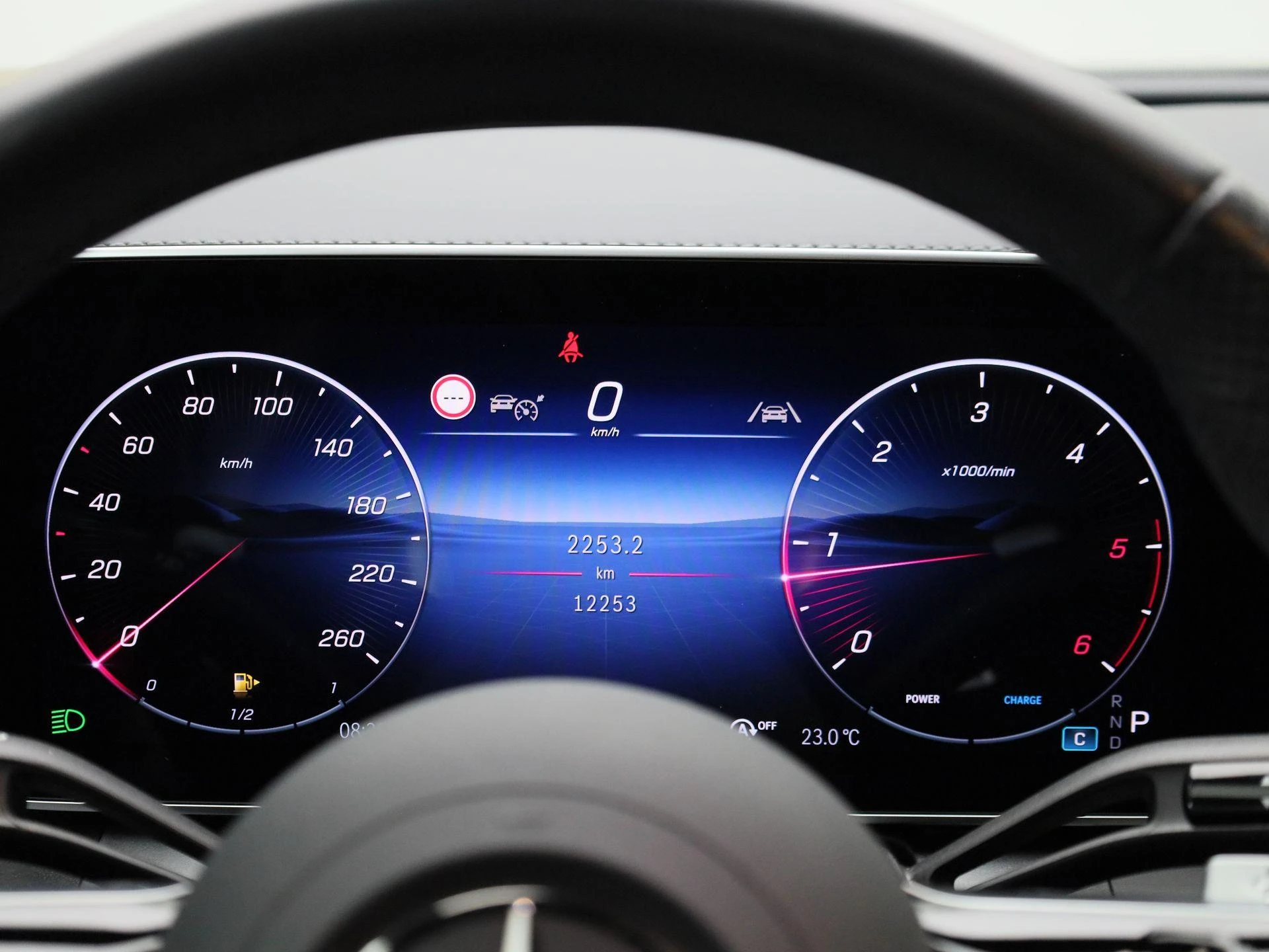 Mercedes-Benz-GLC-image-7