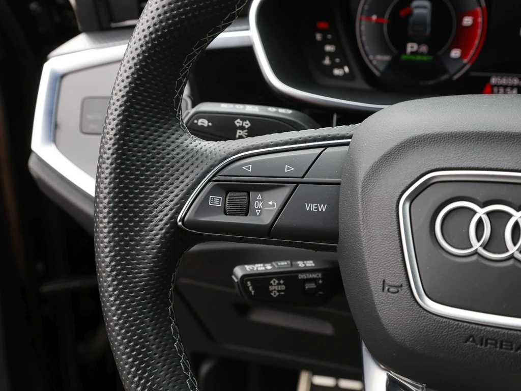 Audi-Q3-image-17