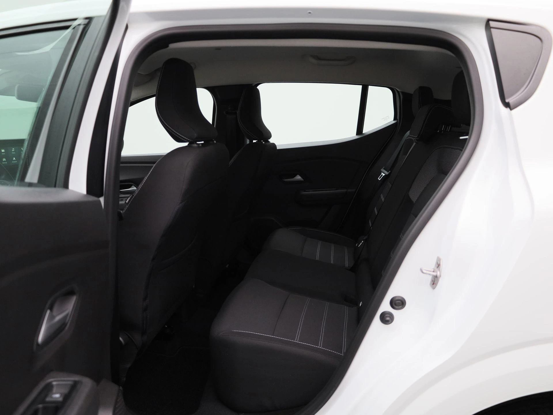 Dacia Sandero - 10