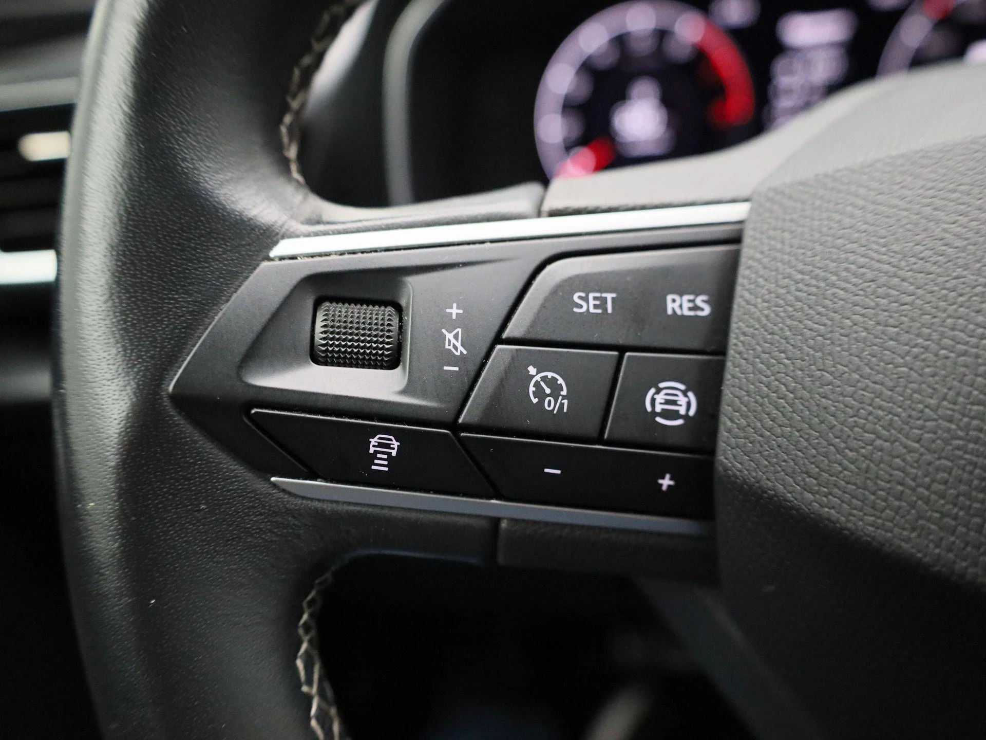 SEAT-Leon-image-16
