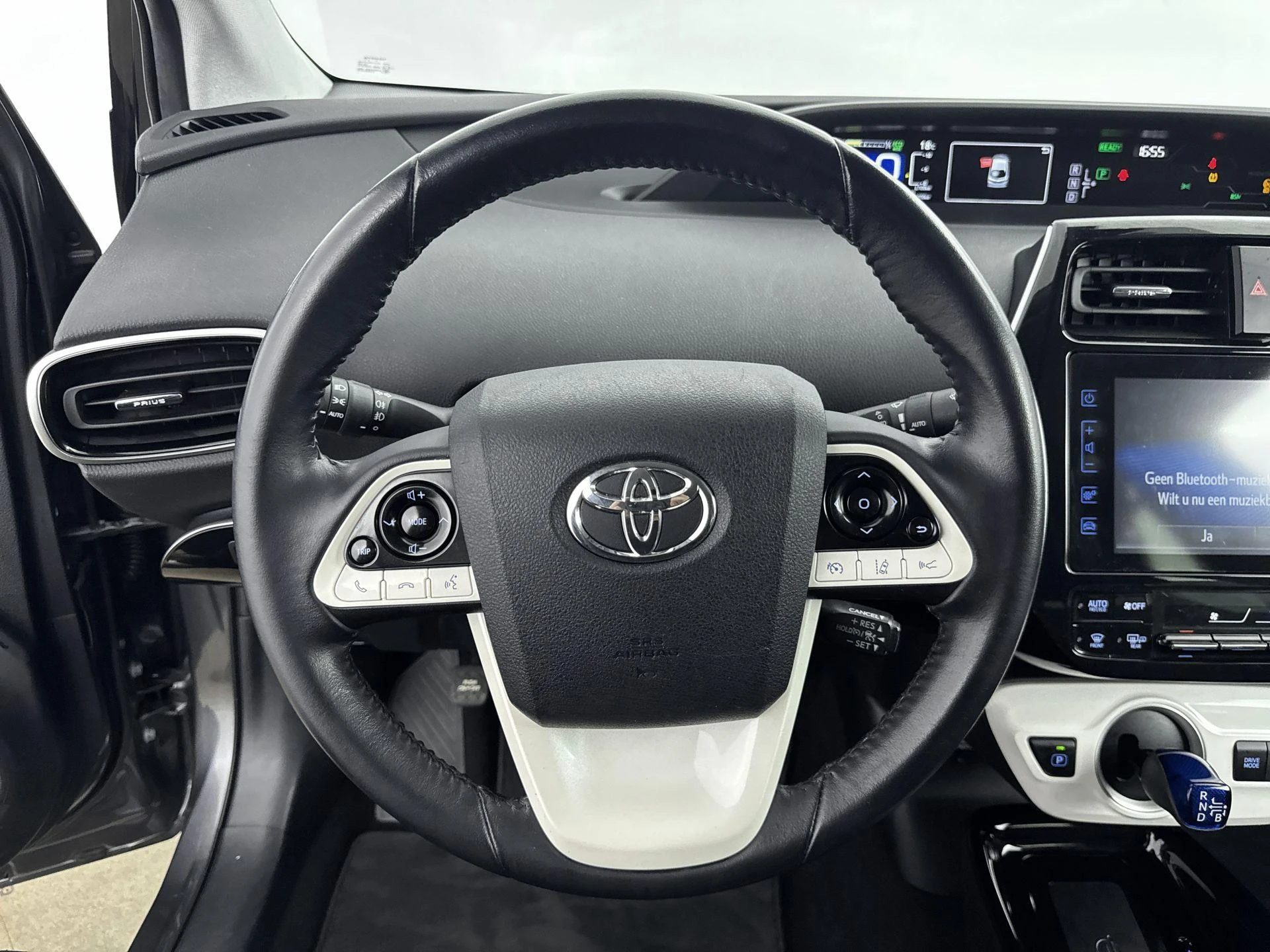 Toyota-Prius-image-26