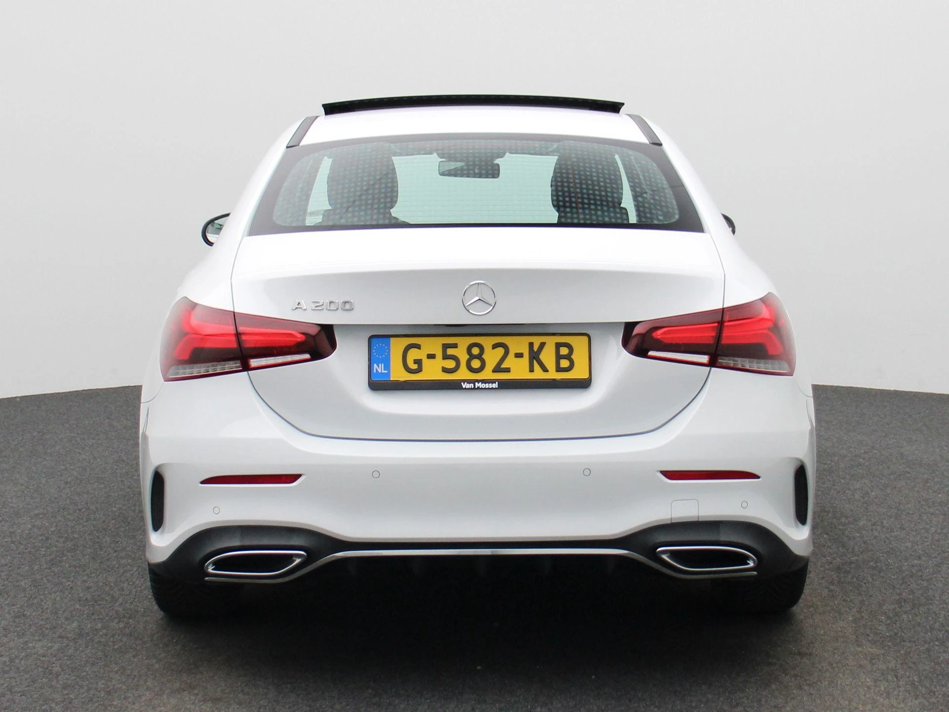 Mercedes-Benz-A-Klasse-image-5
