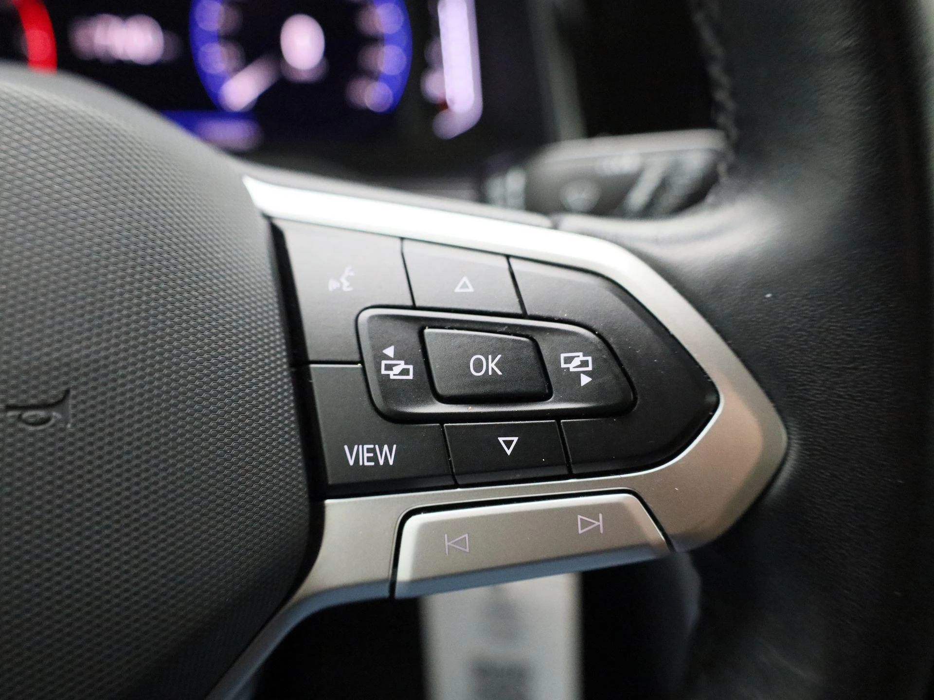 Volkswagen-Polo-image-15