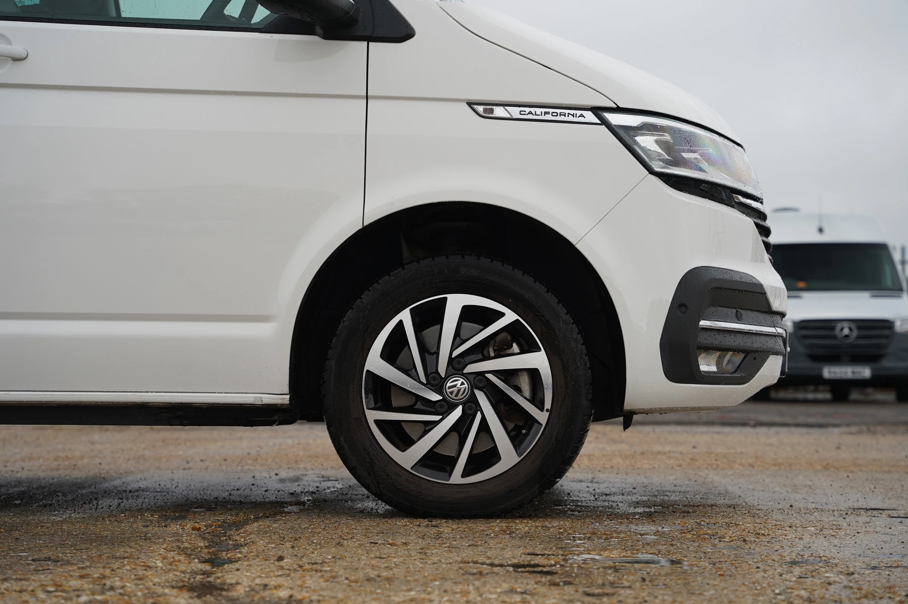 Volkswagen-California-image-45