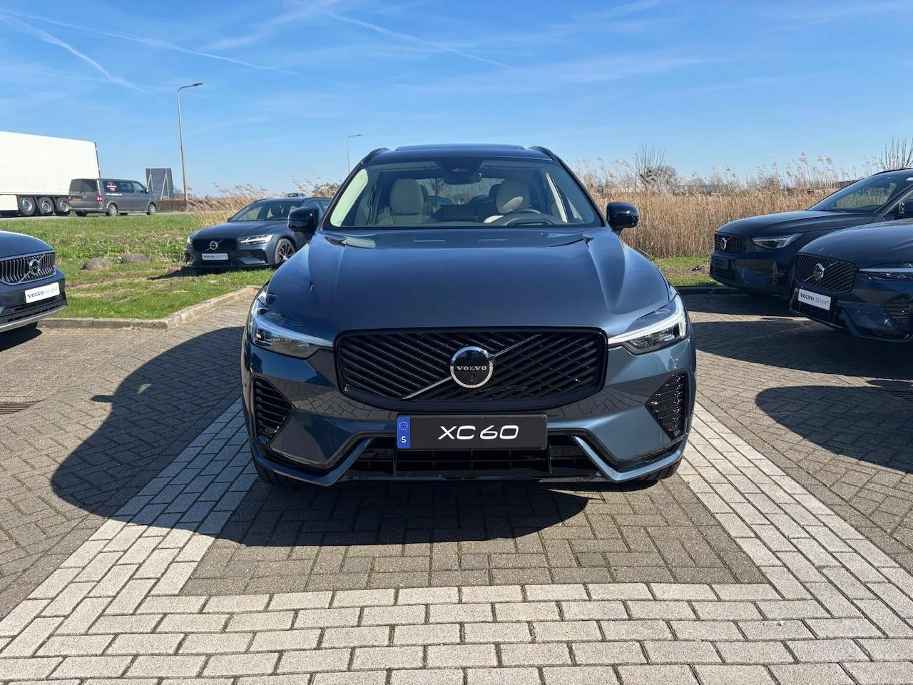 Volvo-XC60-image-25