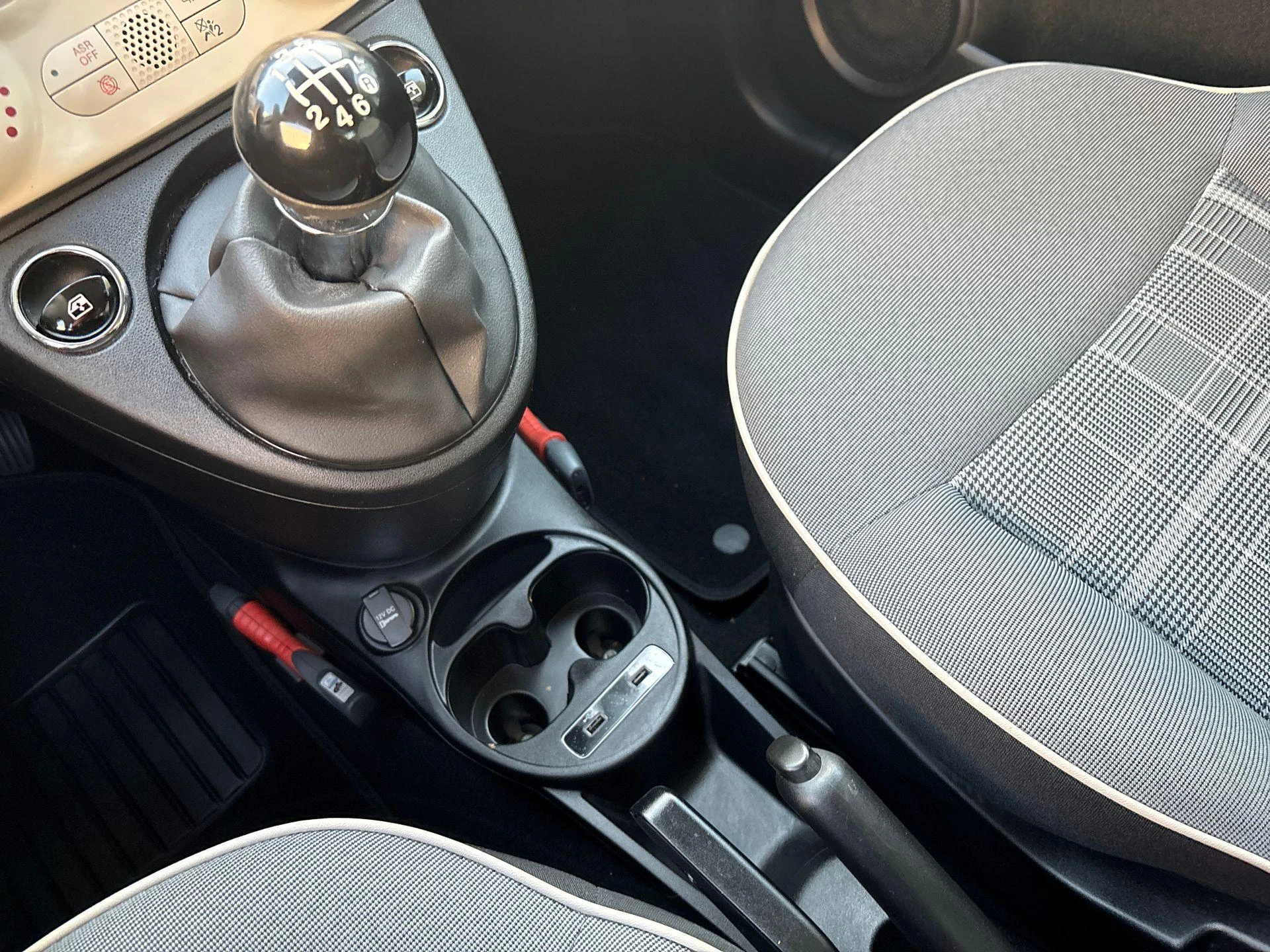 Fiat-500C-image-15