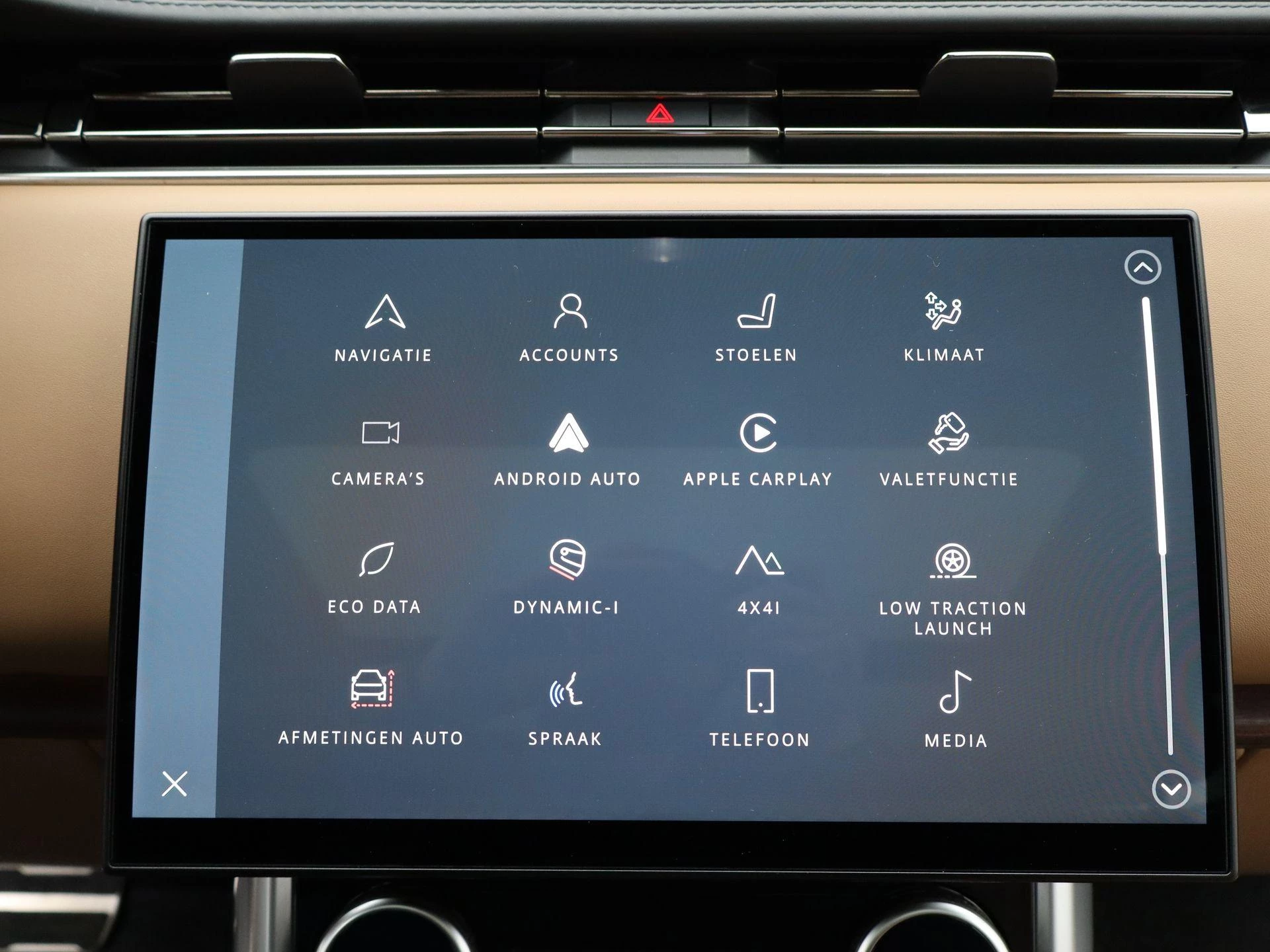 Land Rover-Range Rover-image-17
