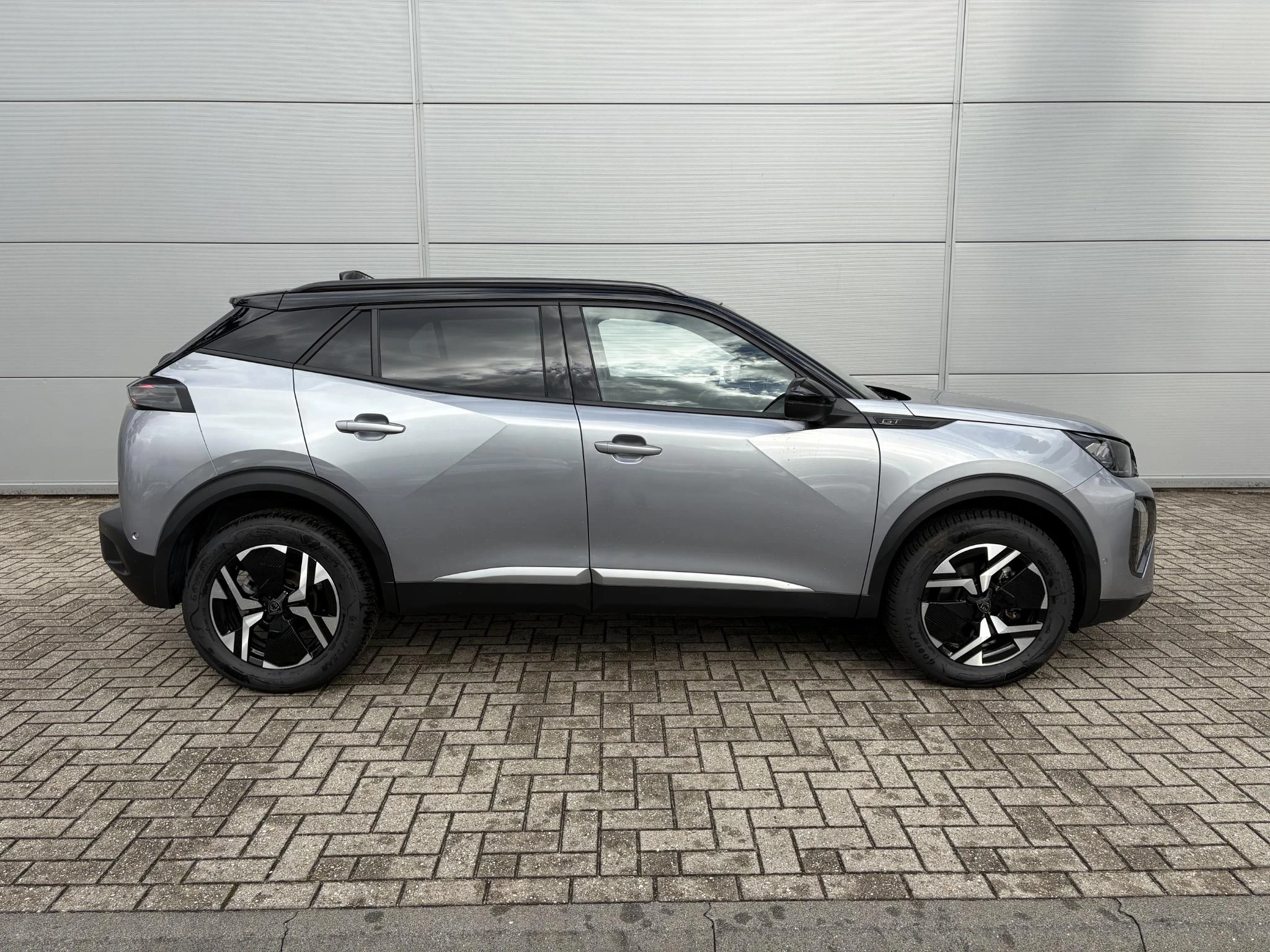 Peugeot-2008-image-6