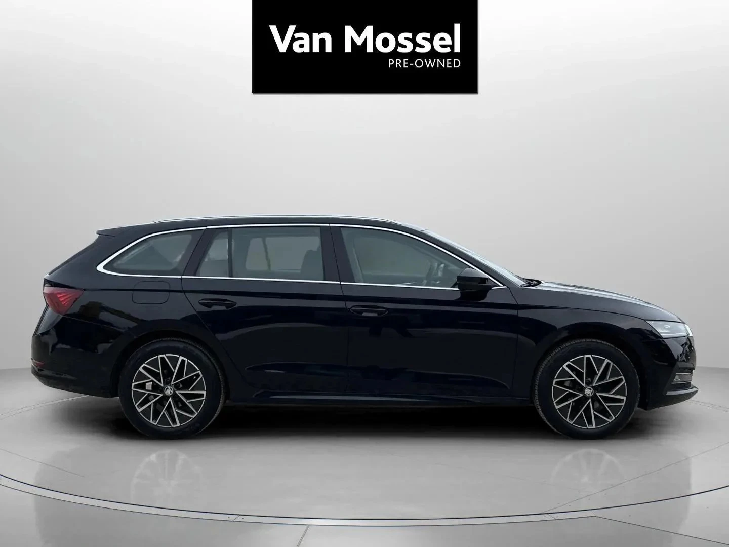 Škoda-Octavia-image-3