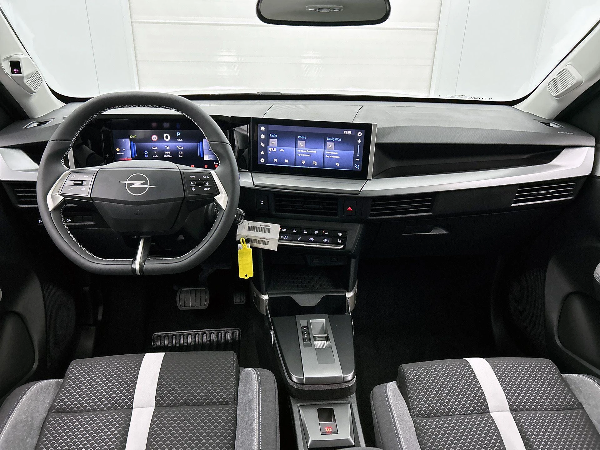 Opel-Frontera-image-22