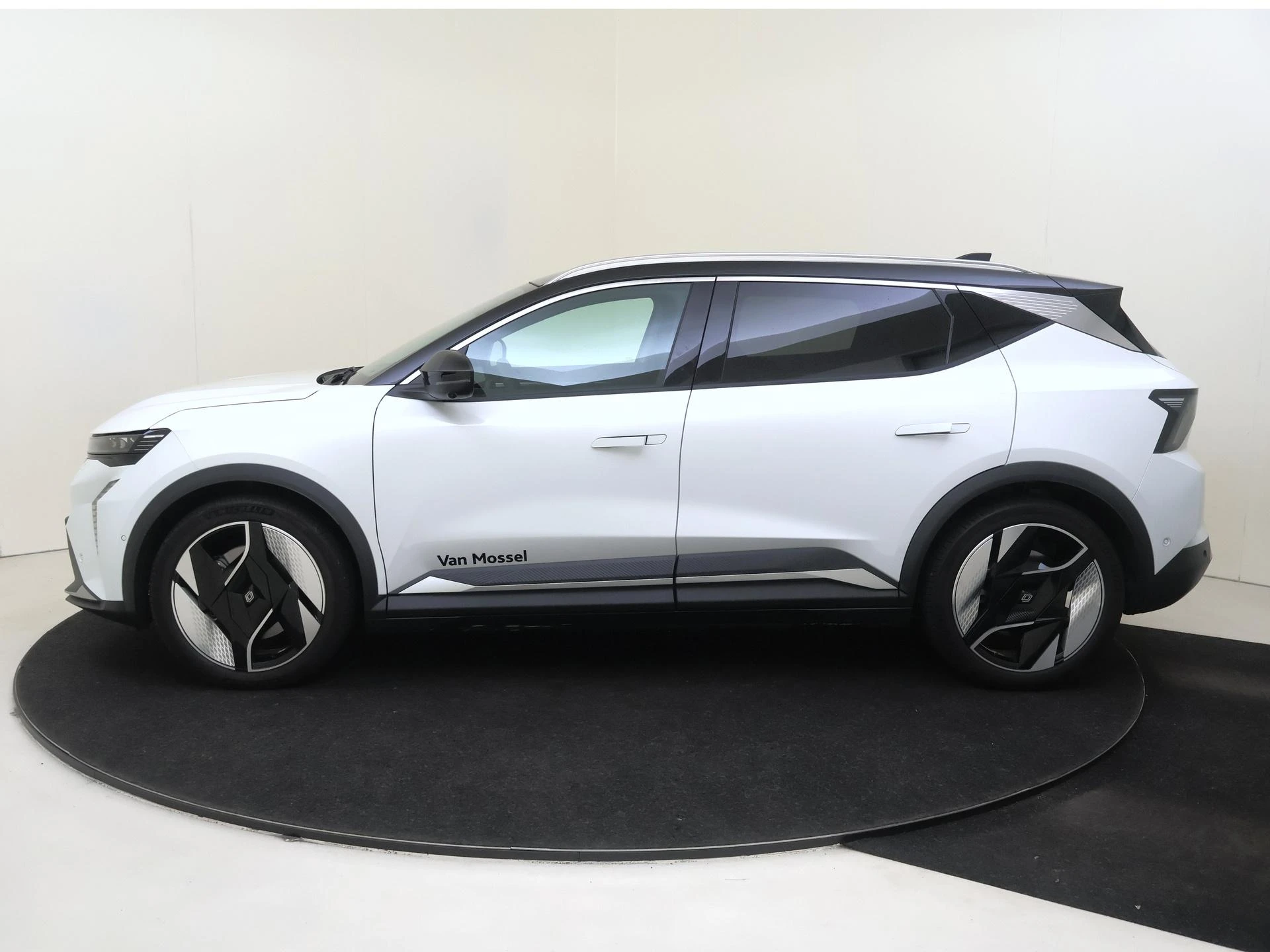 Renault-Scénic-image-7