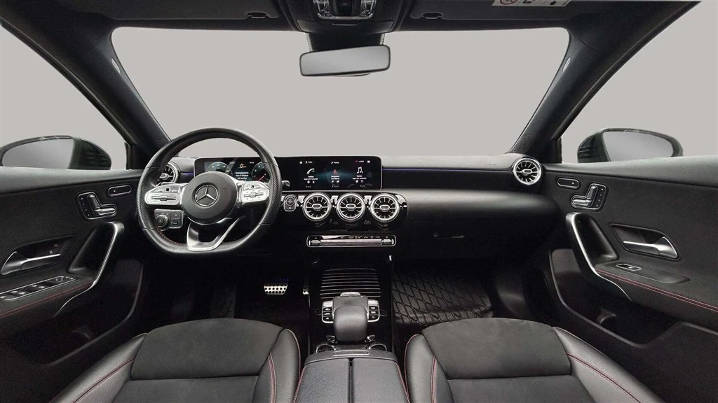 Mercedes-Benz-A-Klasse-image-13