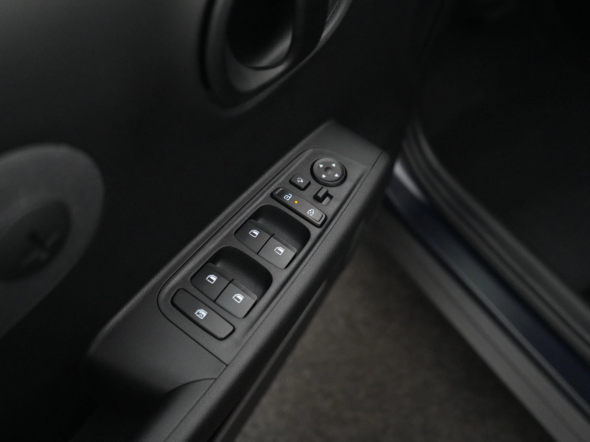 Hyundai-Inster-image-28