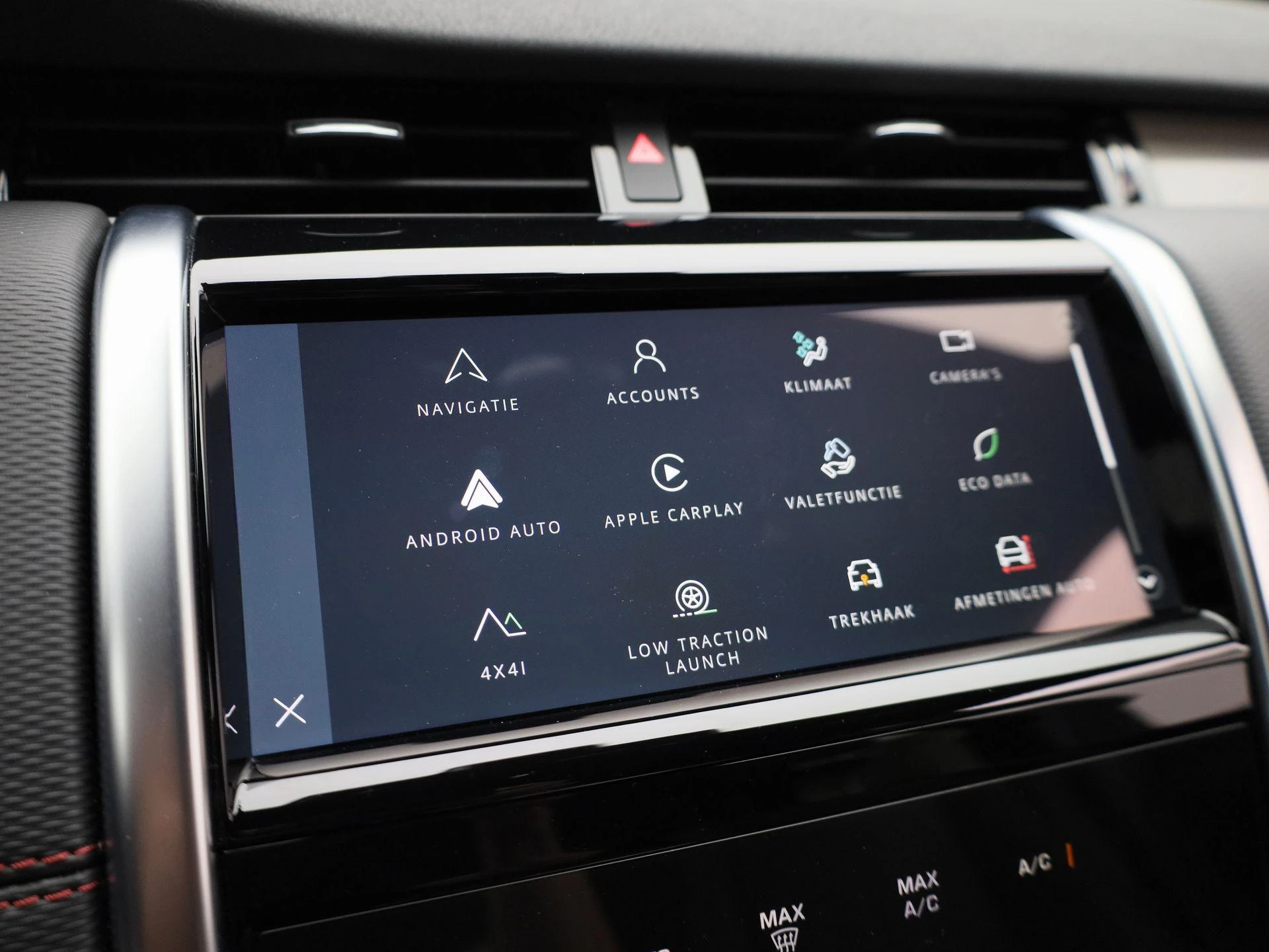 Land Rover-Discovery Sport-image-33