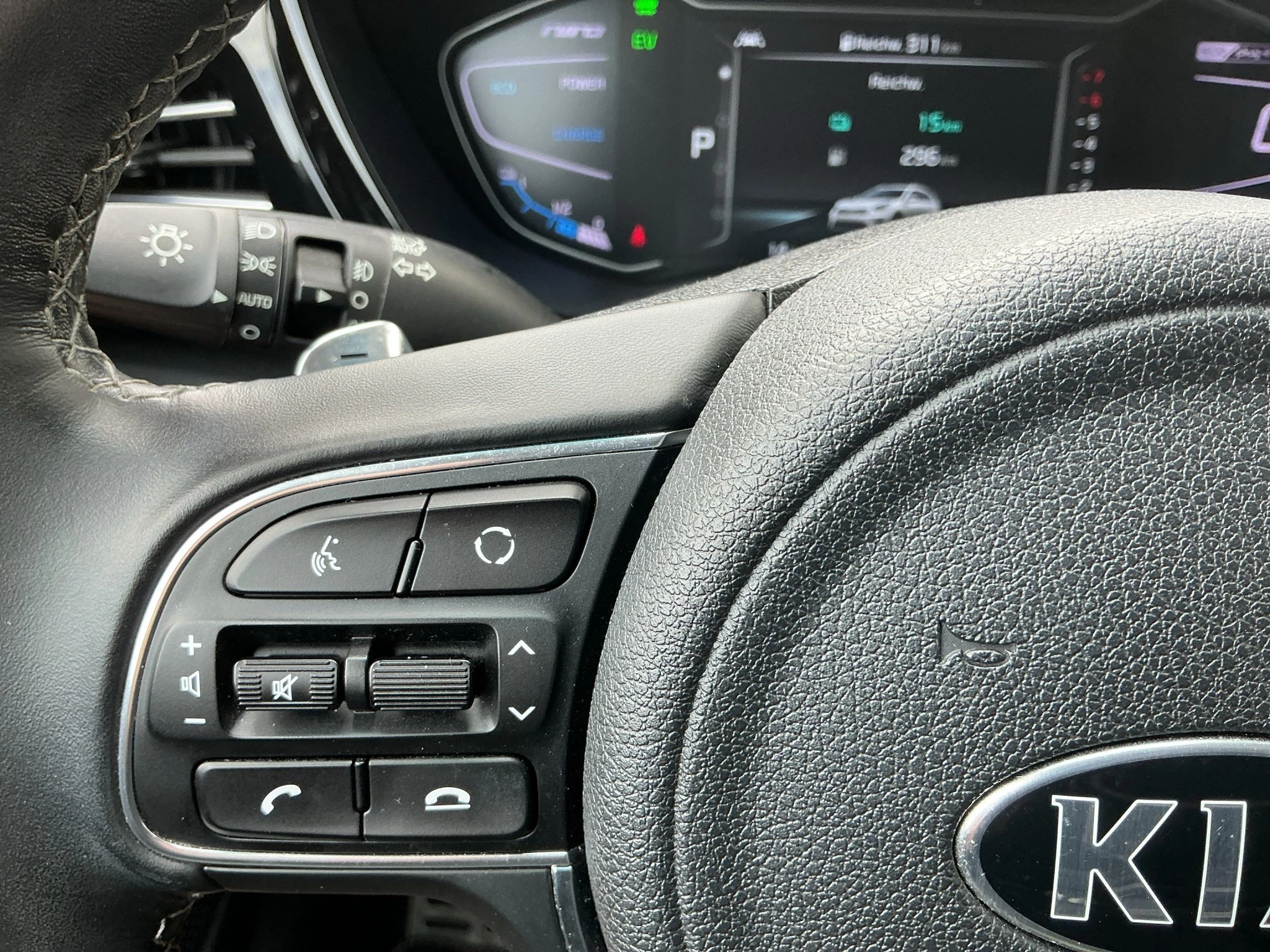 Kia Niro | PHEV | Spririt | ACC | SHZ | LRHZ | PDC | RFK | NAVI | LEDER | JBL