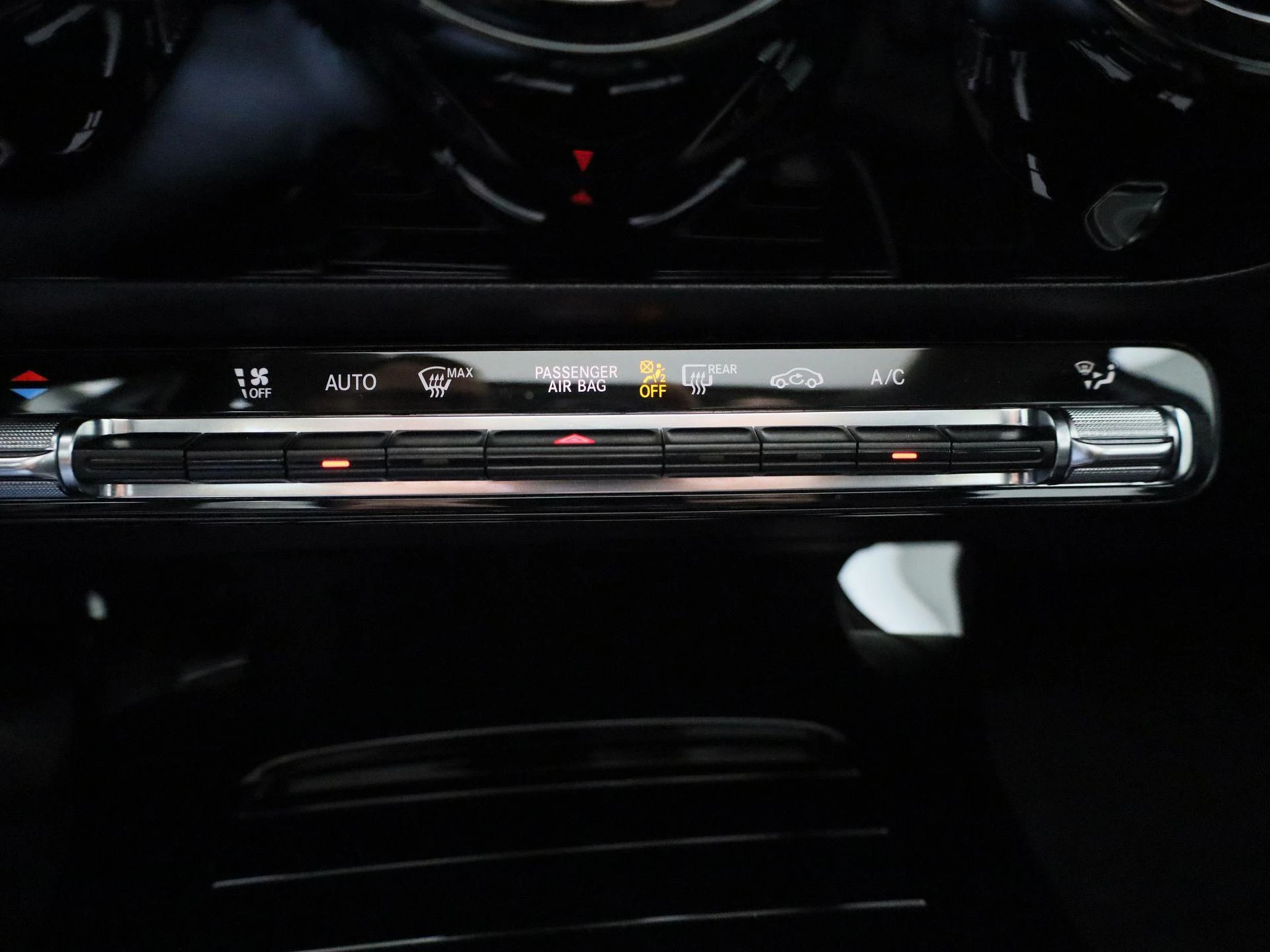 Mercedes-Benz-A-Klasse-image-23