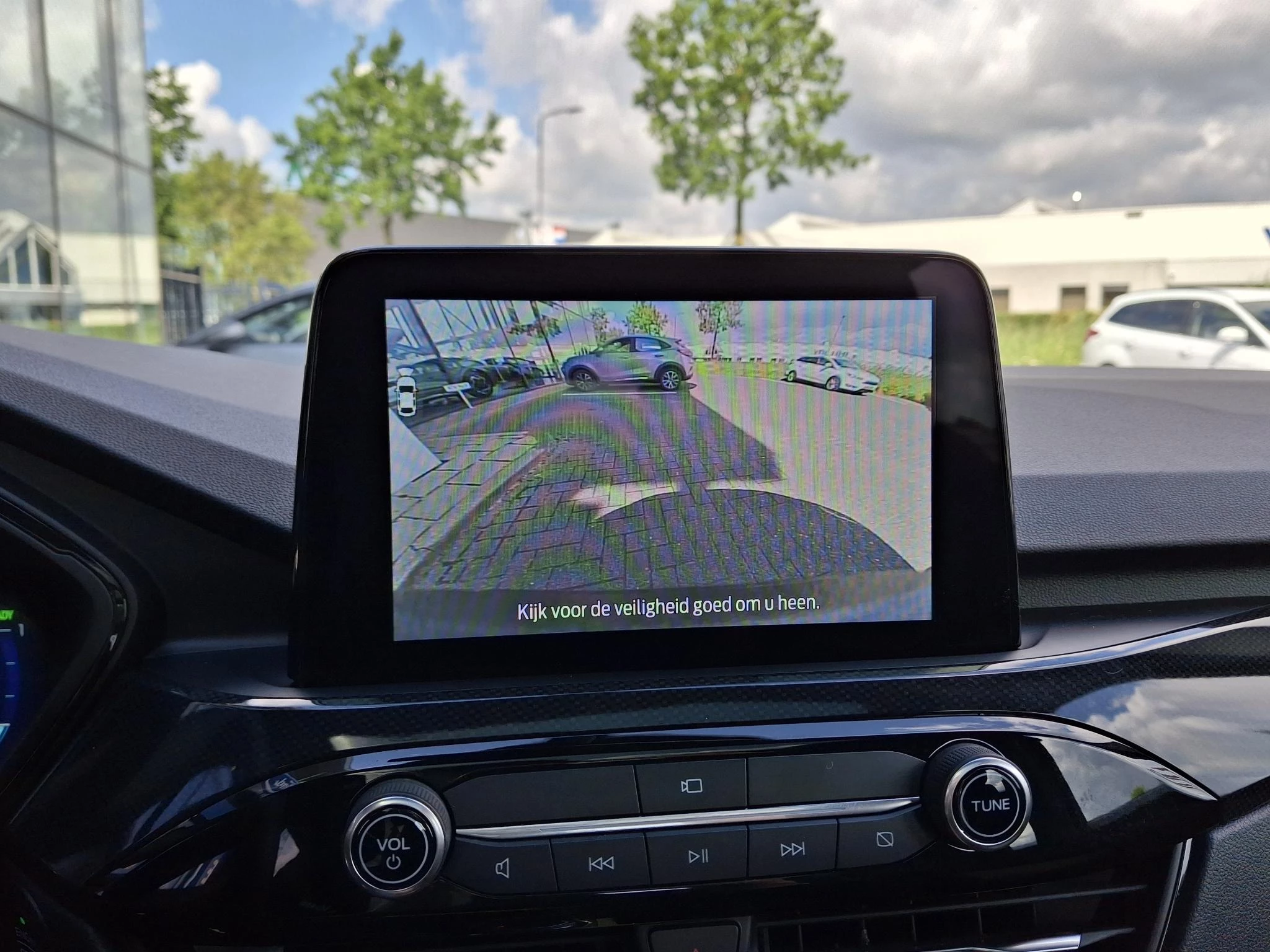 Ford-Kuga-image-19