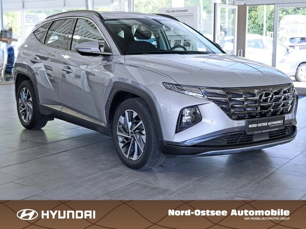 Hyundai Tucson 1.6 T-GDI TREND 4WD SHZ LHZ NAVI KAMERA Trend